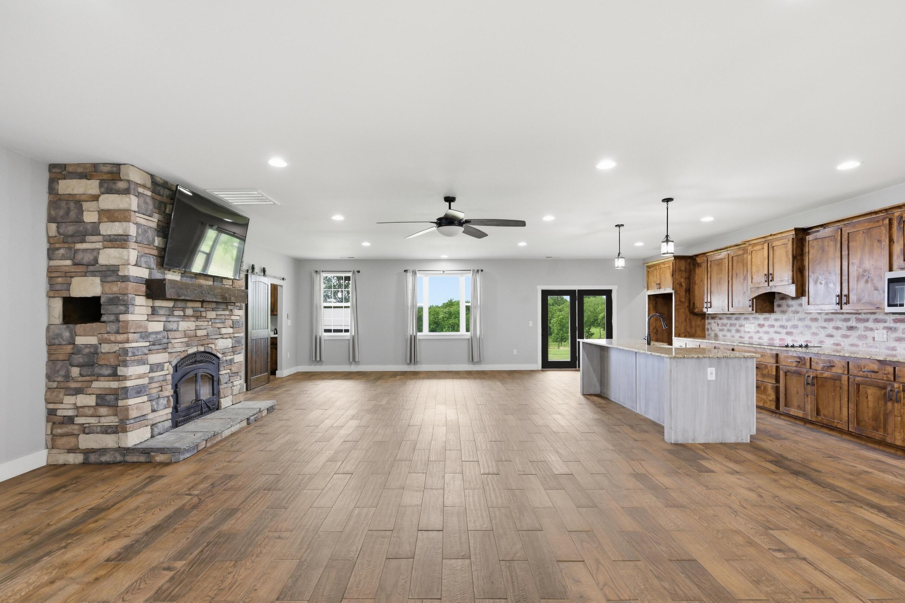 20174 State Route 43 Property Photo 6