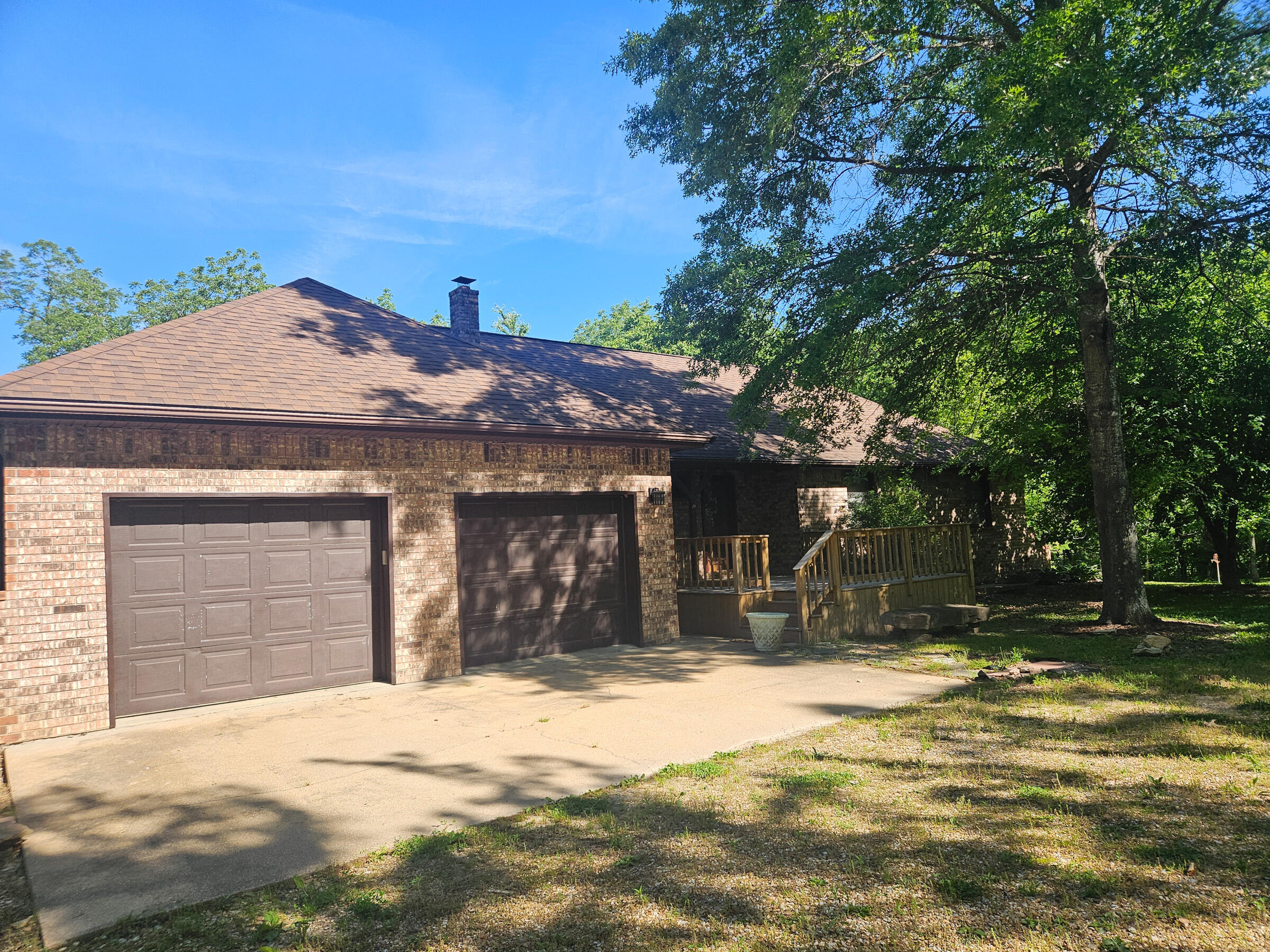 6689 Douglas Road Property Photo 2