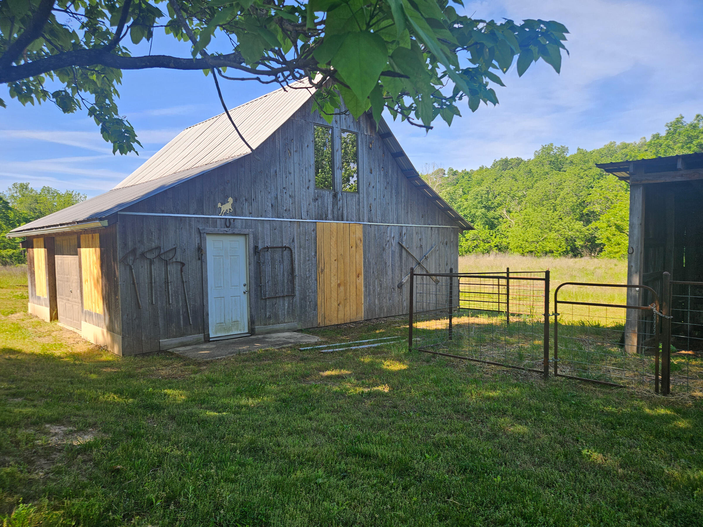 6689 Douglas Road Property Photo 12