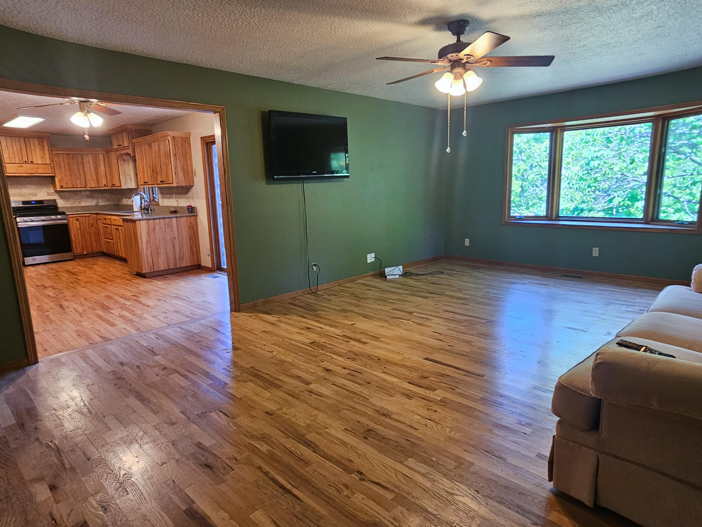 6689 Douglas Road Property Photo 22