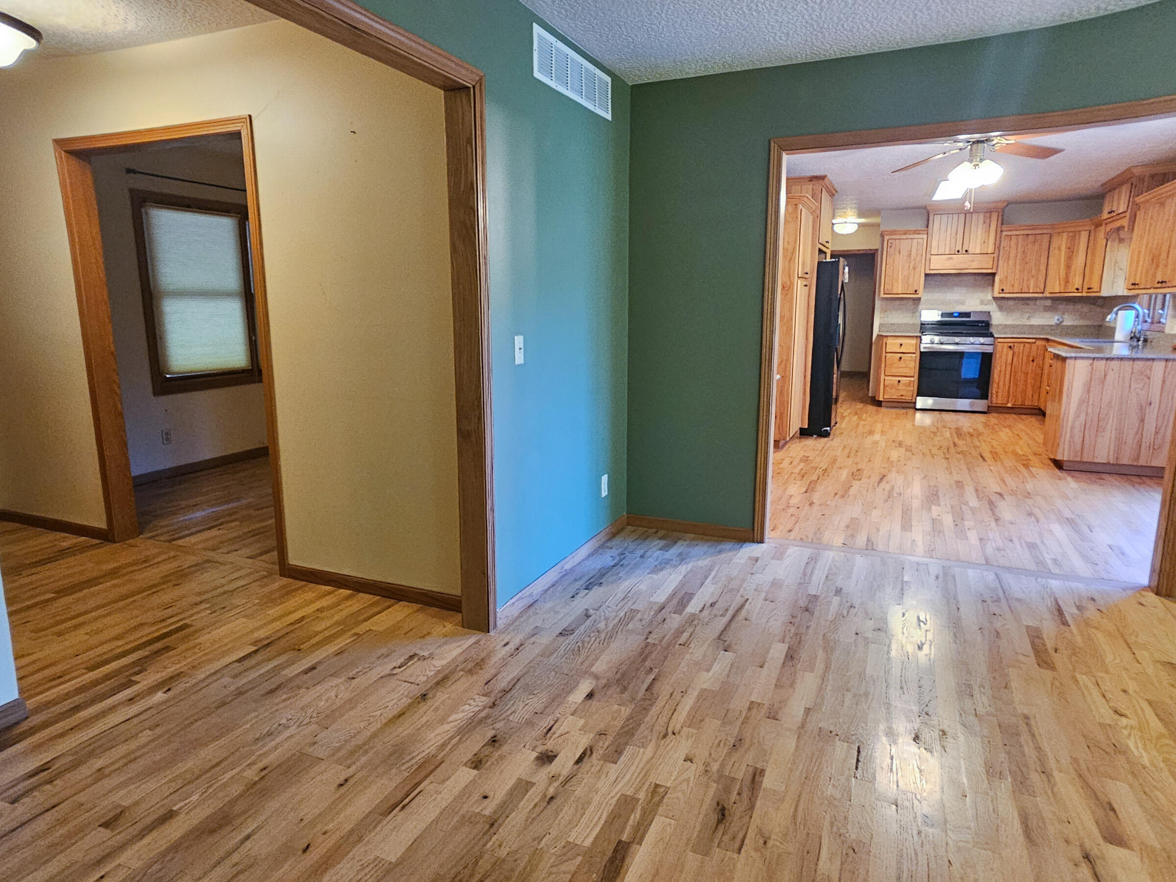 6689 Douglas Road Property Photo 23