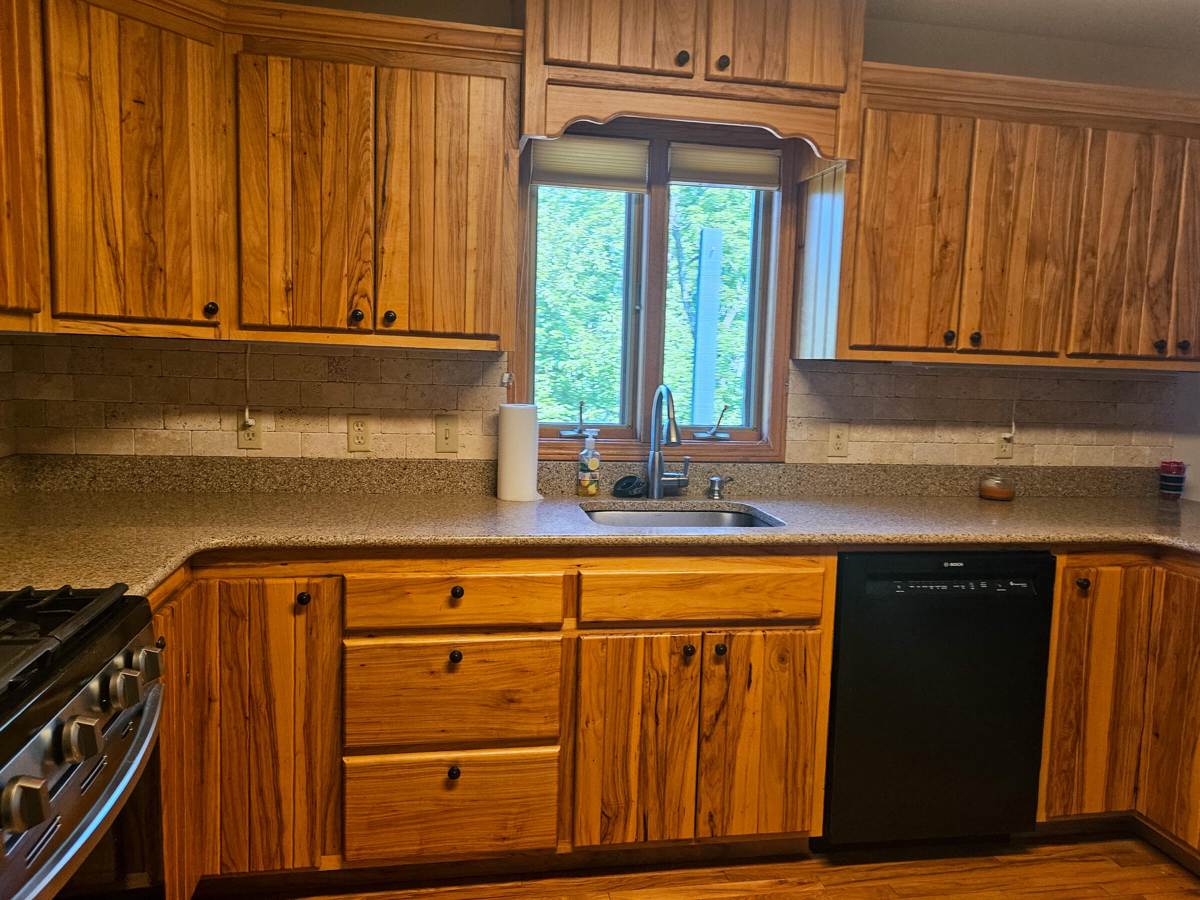 6689 Douglas Road Property Photo 24