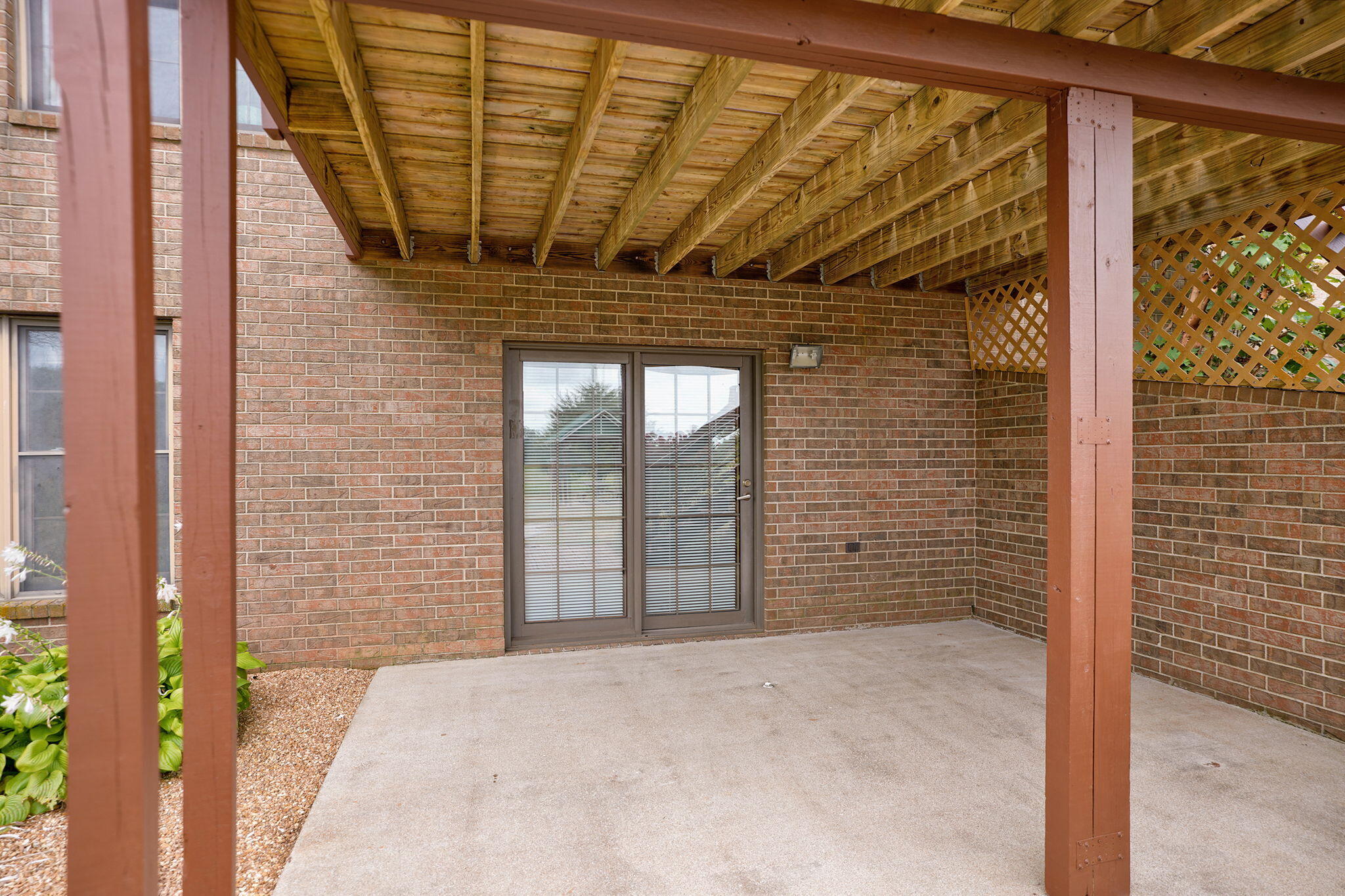 8933 West Farm Road 60 Property Photo 41