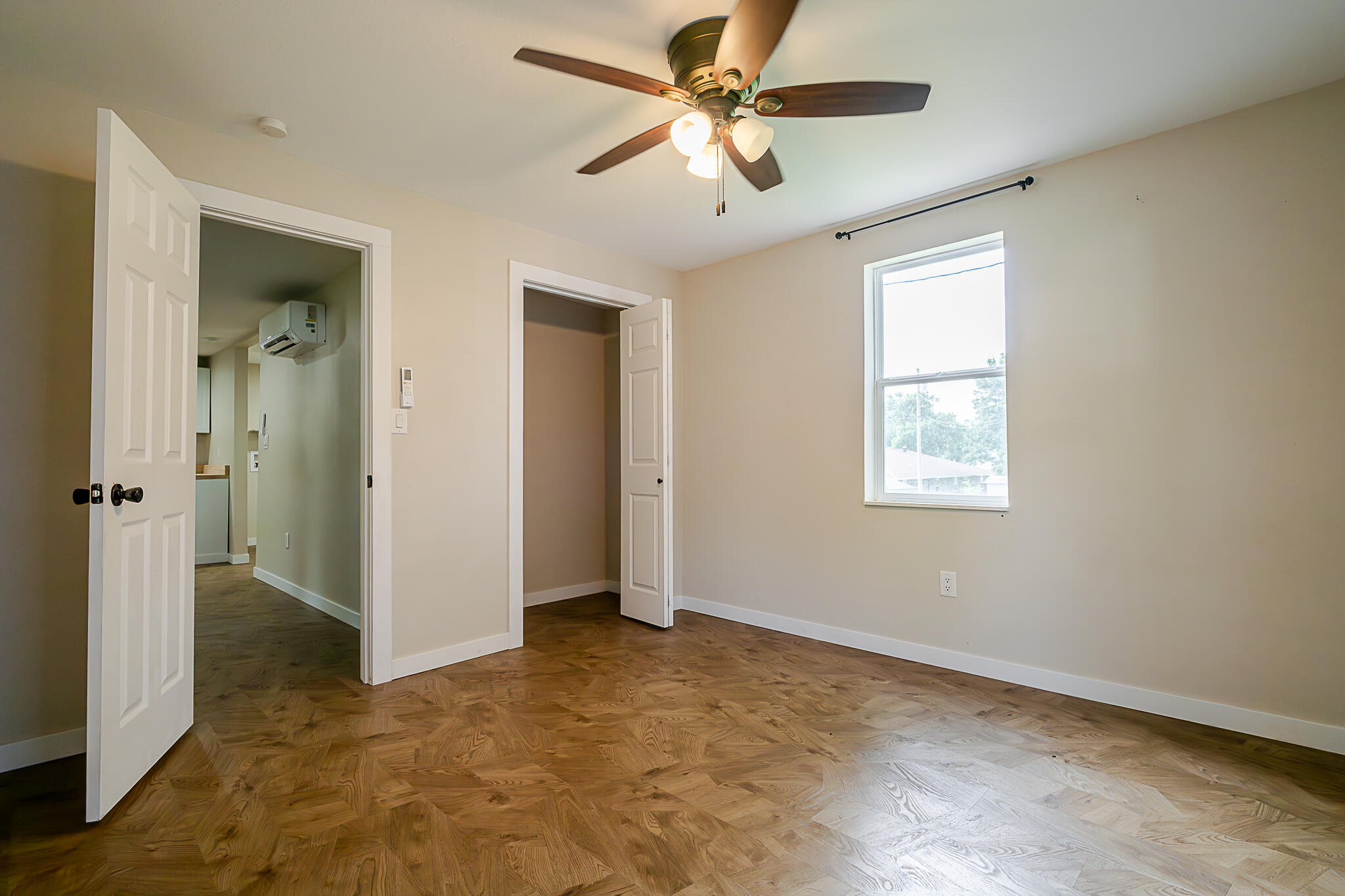 316 East Washington Street Property Photo 13