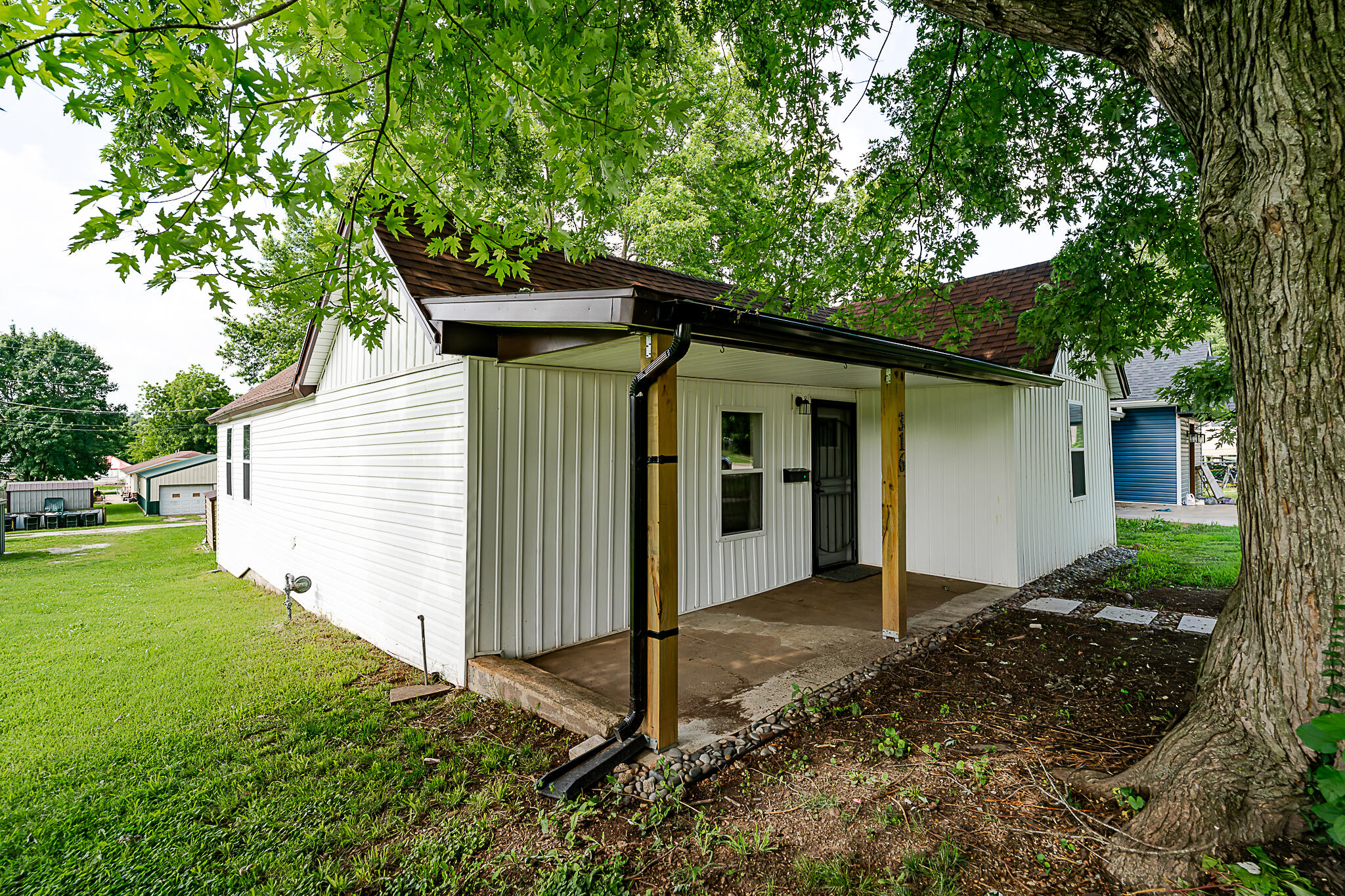 316 East Washington Street Property Photo 28