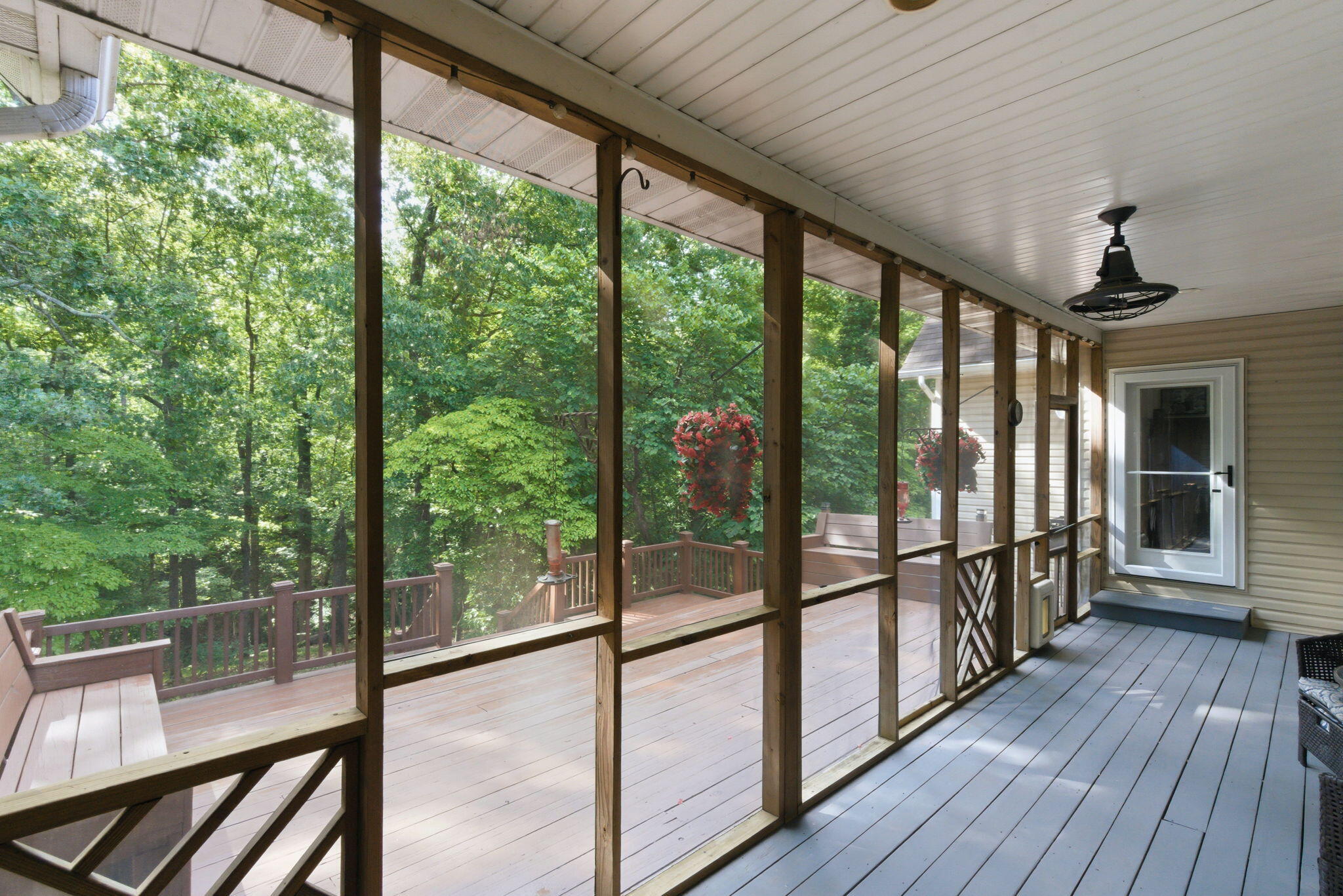 326 Wilderness Road Property Photo 10