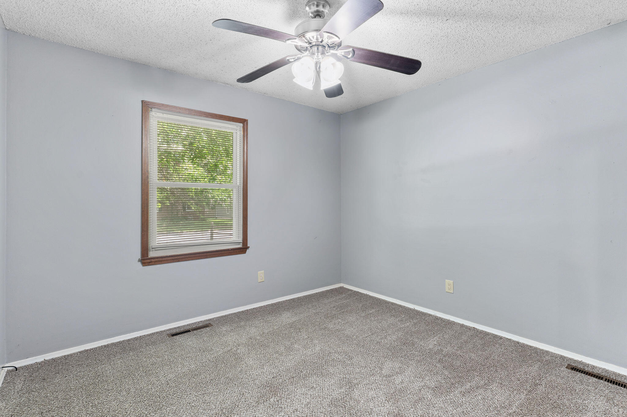 3012 West Countryside Drive Property Photo 14