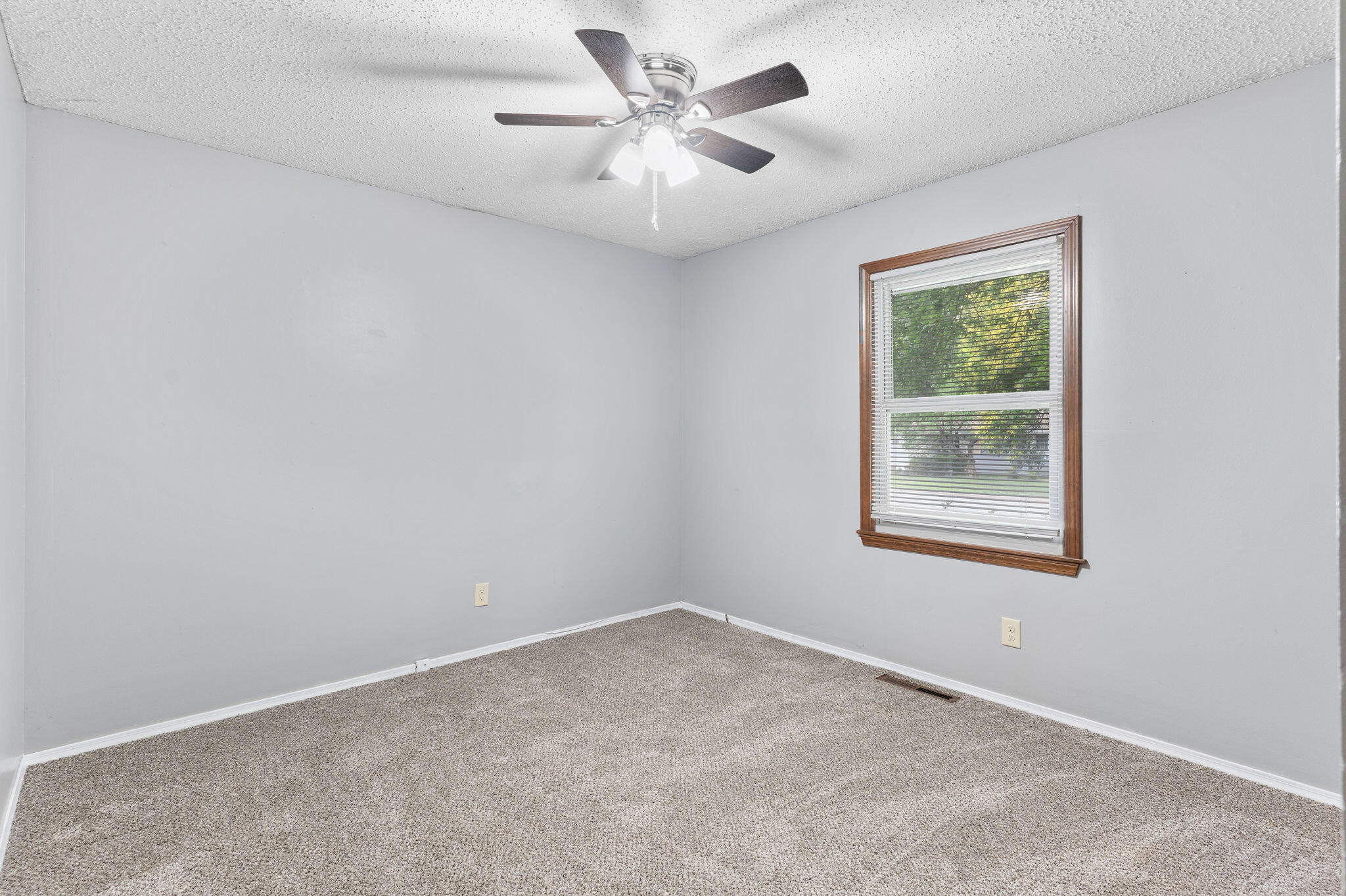 3012 West Countryside Drive Property Photo 15