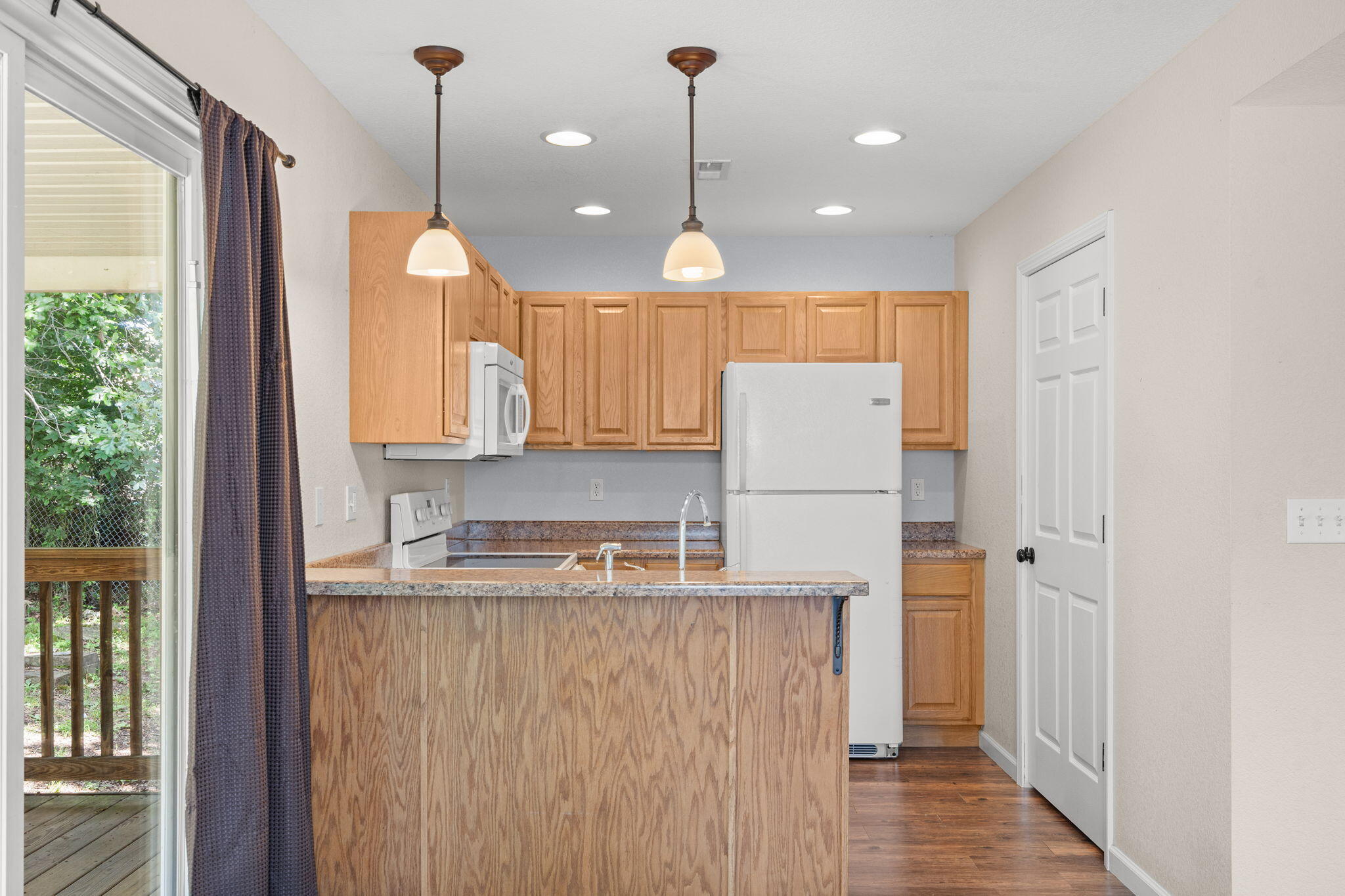212 Candlestick Road Property Photo 19