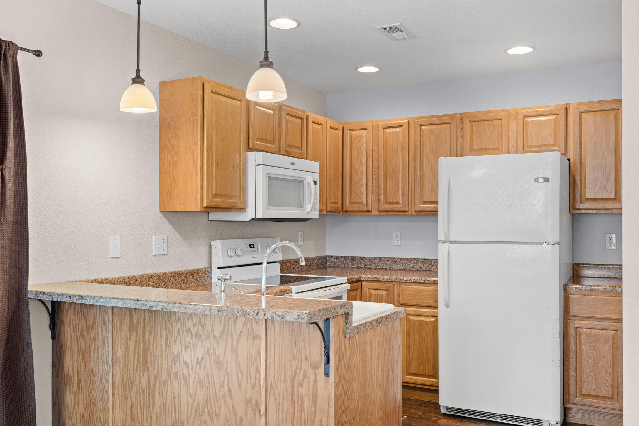 212 Candlestick Road Property Photo 20