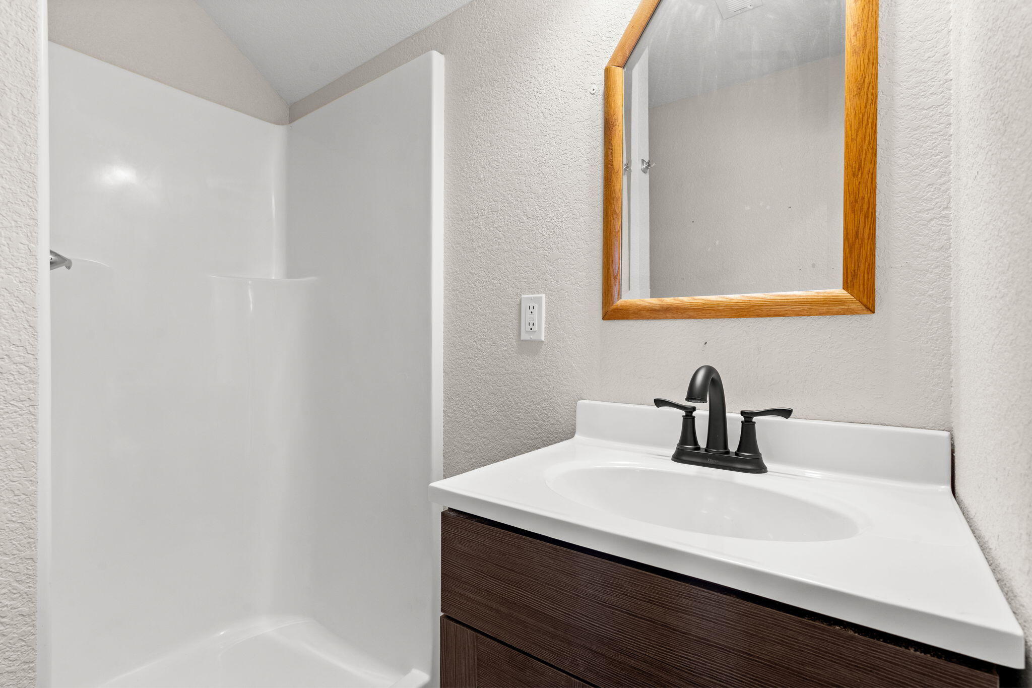 212 Candlestick Road Property Photo 26