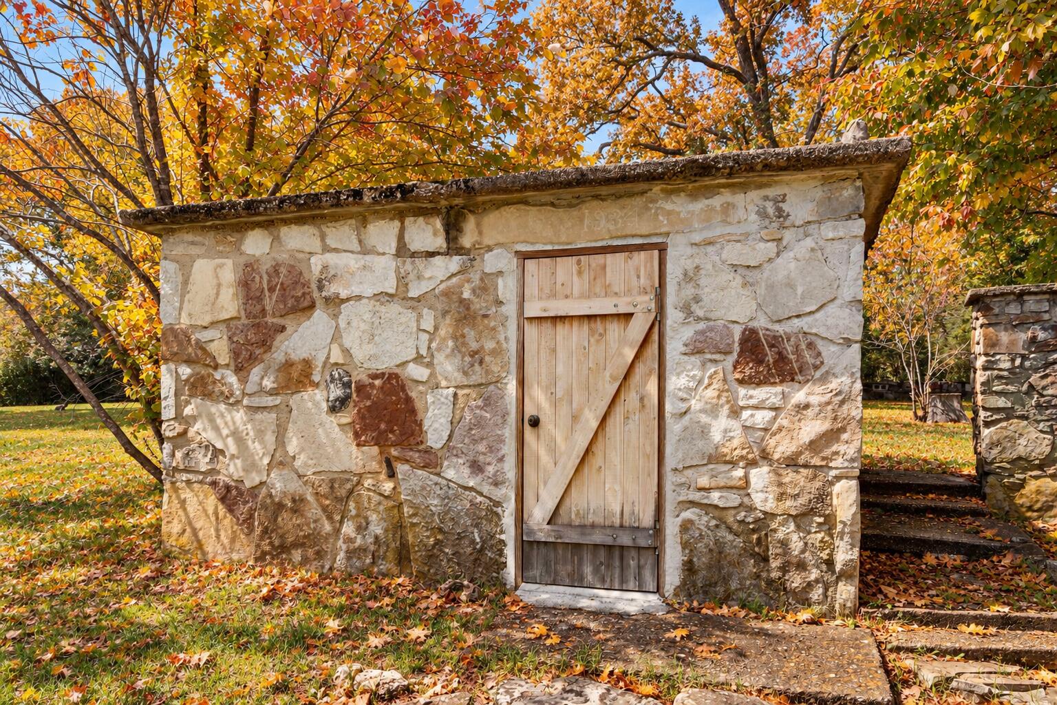 212 Candlestick Road Property Photo 35