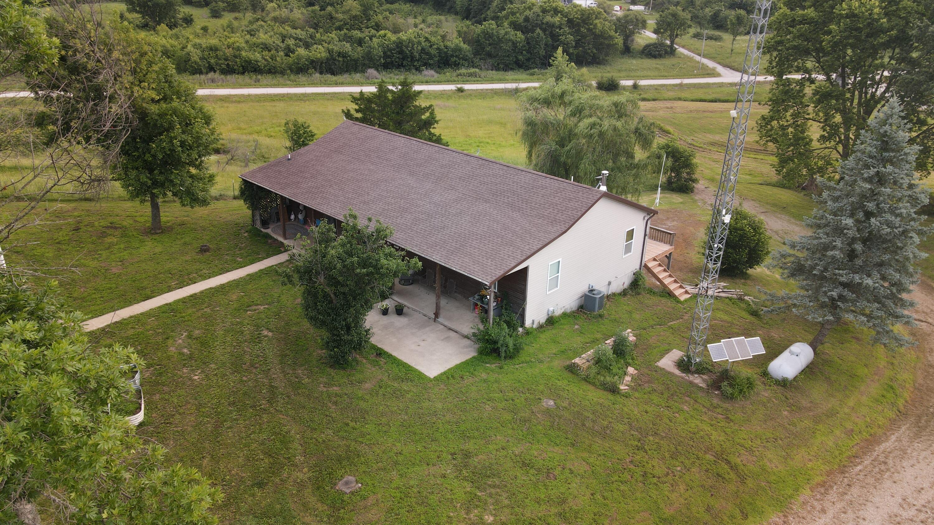 126 Southwest 400th Road Property Photo 1
