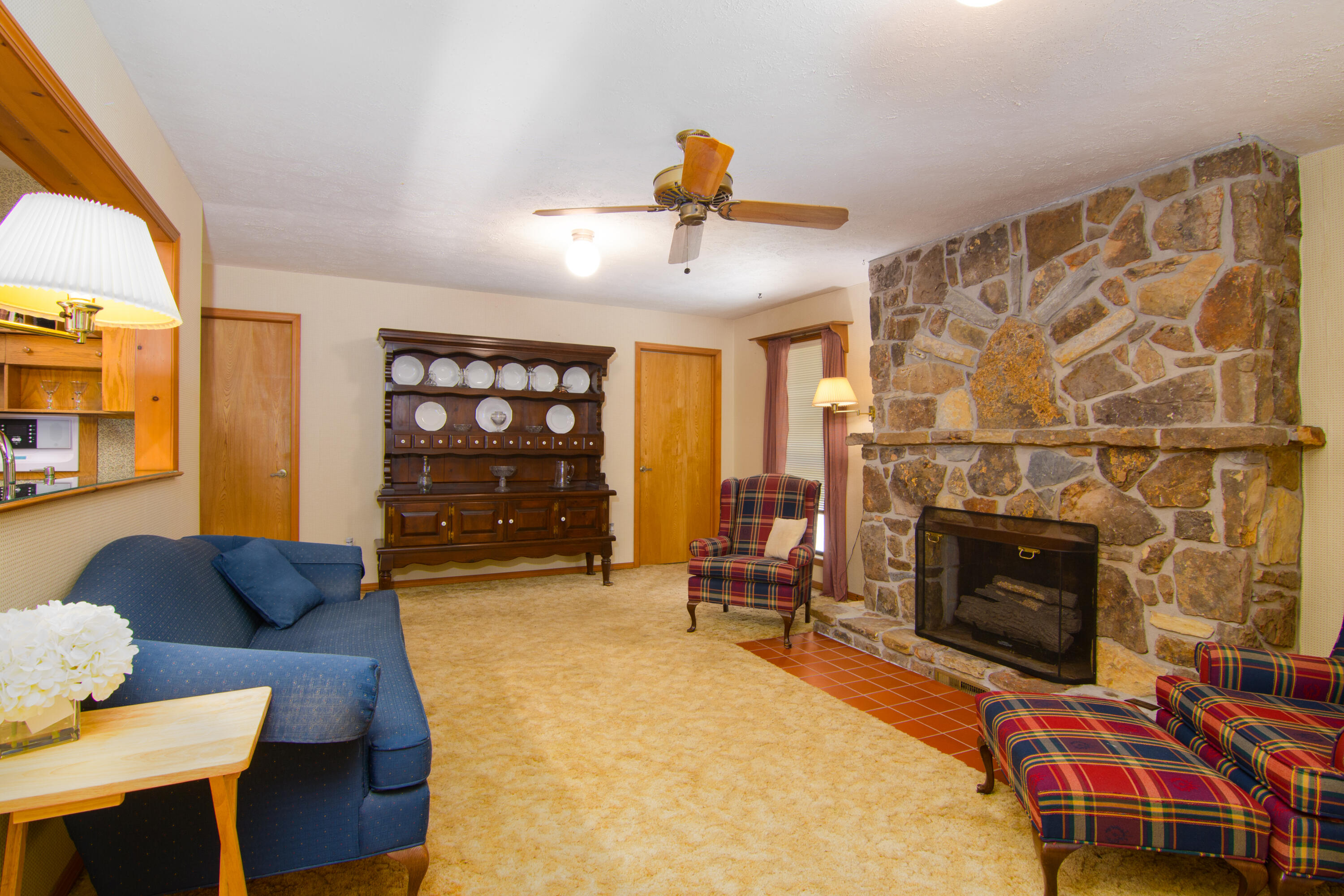 211 River Bend Road Property Photo 8