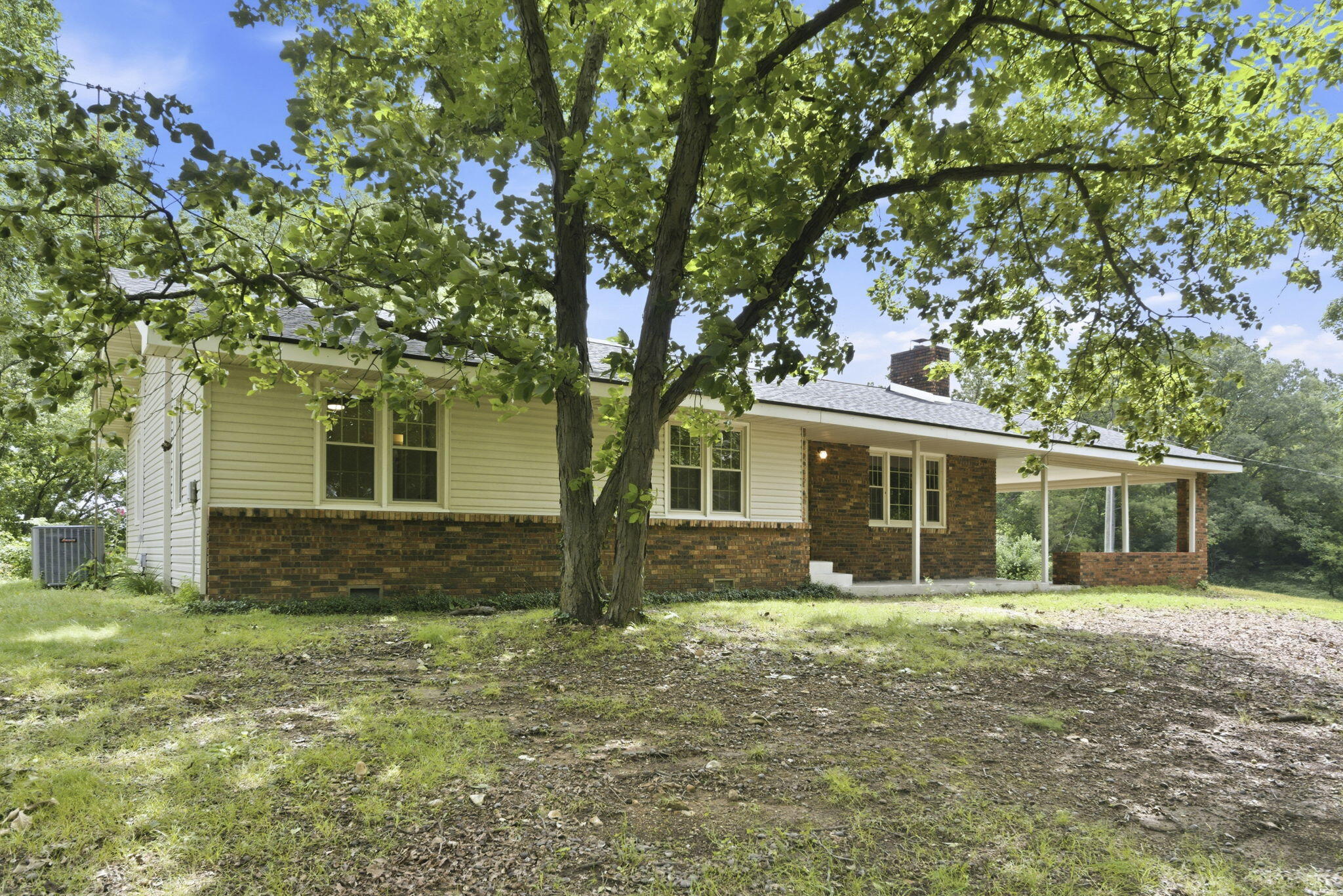 18555 State Highway 32 Property Photo 3
