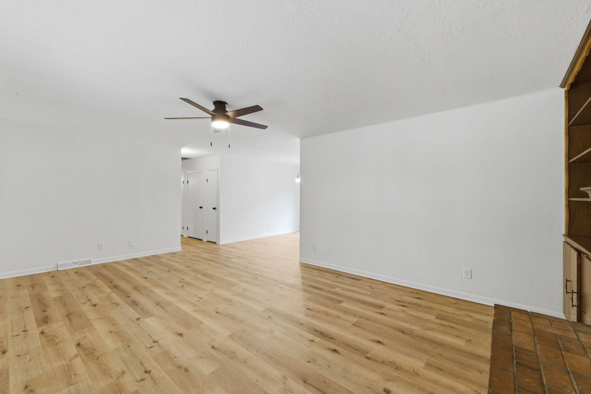 18555 State Highway 32 Property Photo 9
