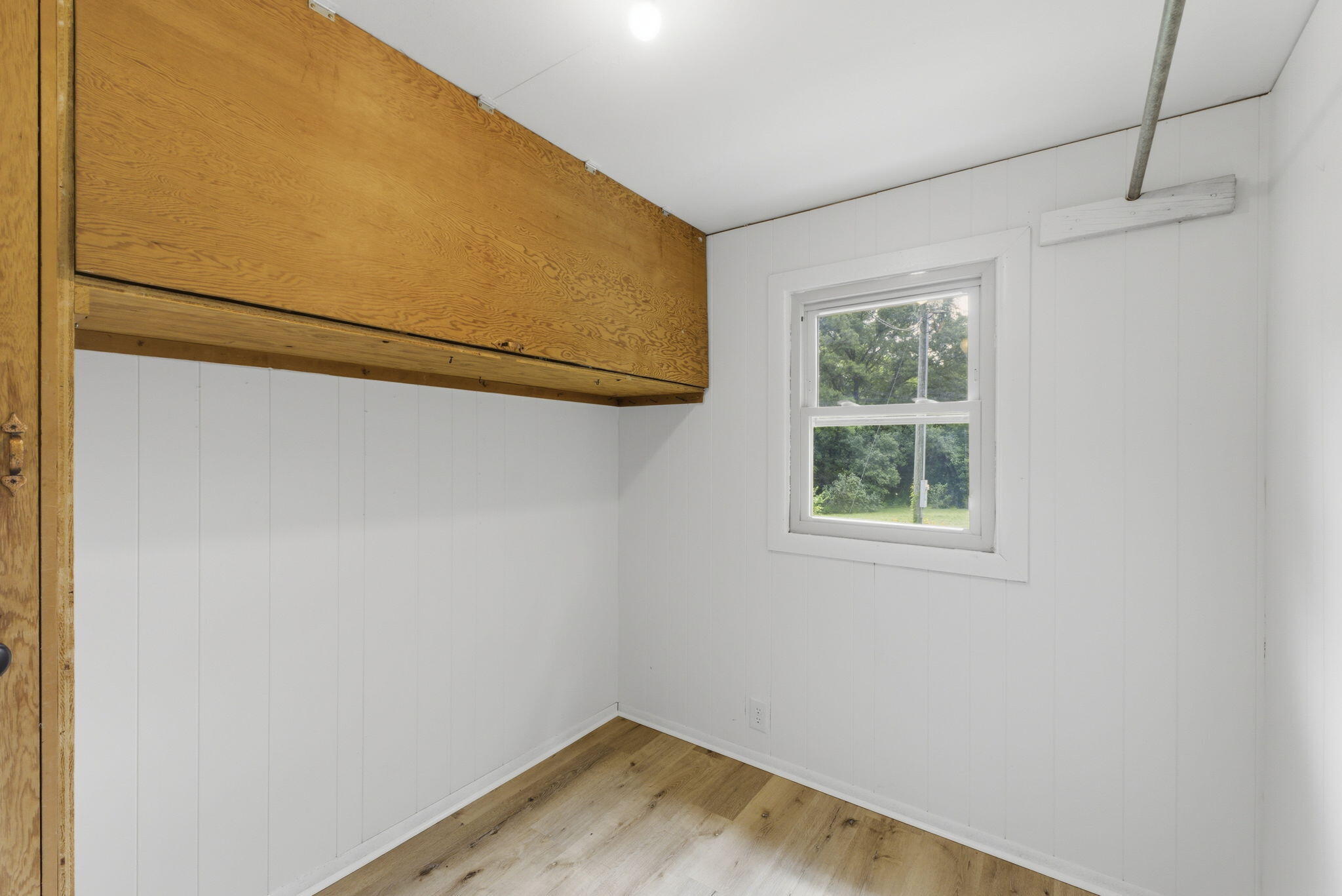 18555 State Highway 32 Property Photo 29