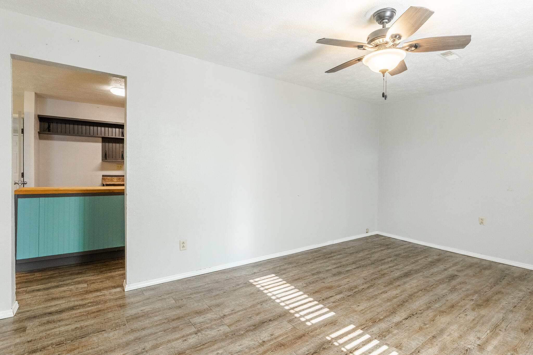 114 South Main Street Property Photo 6