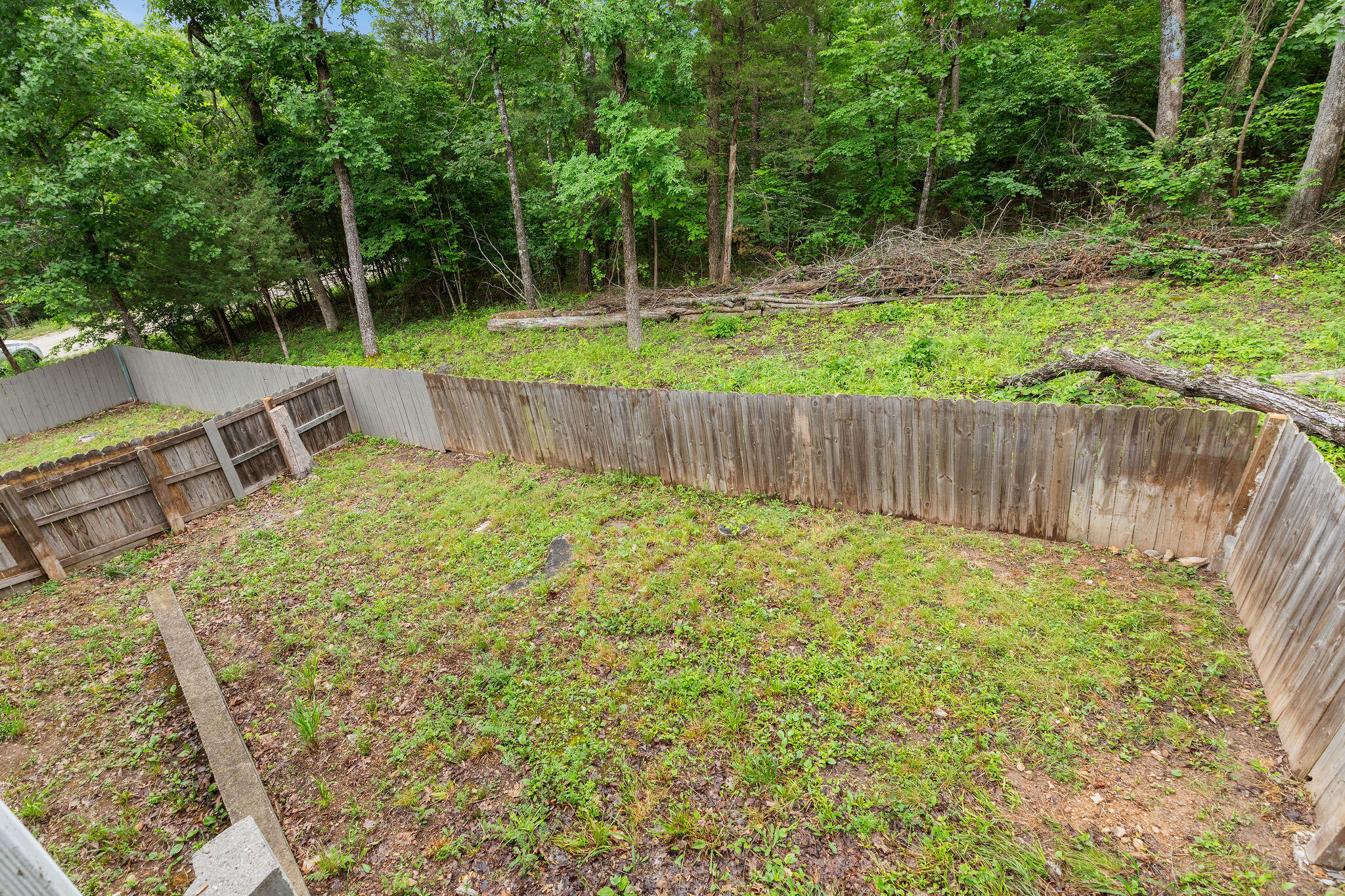 1015 Greentree Road Property Photo 18