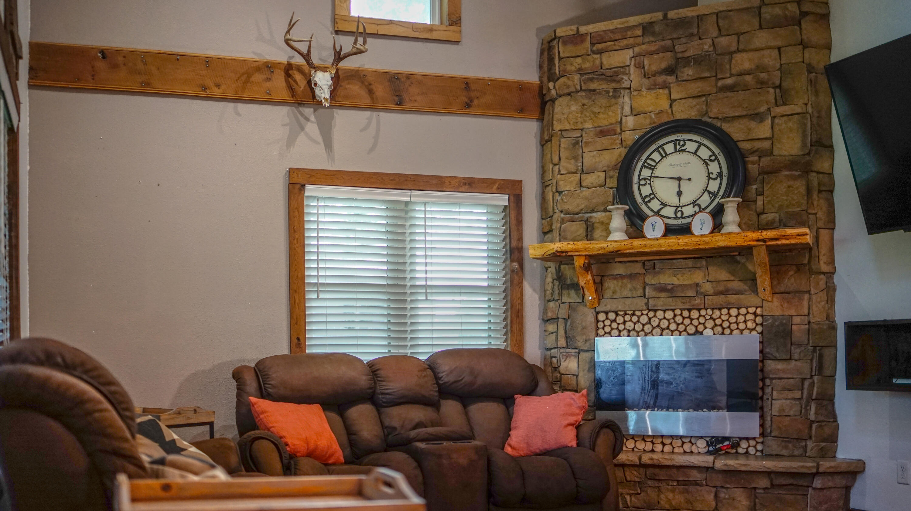7081 State Road Y Property Photo 13