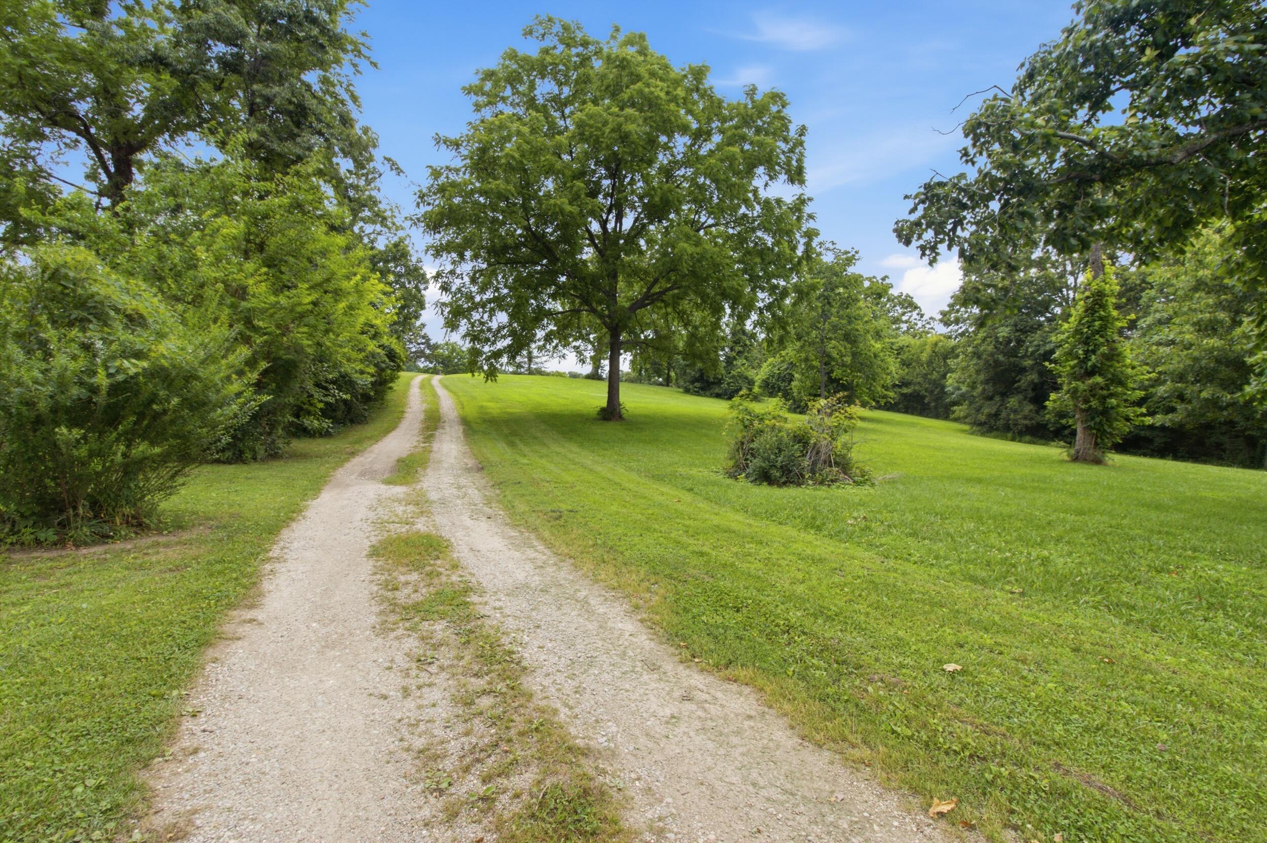 1196 County Road 5050 Property Photo 43