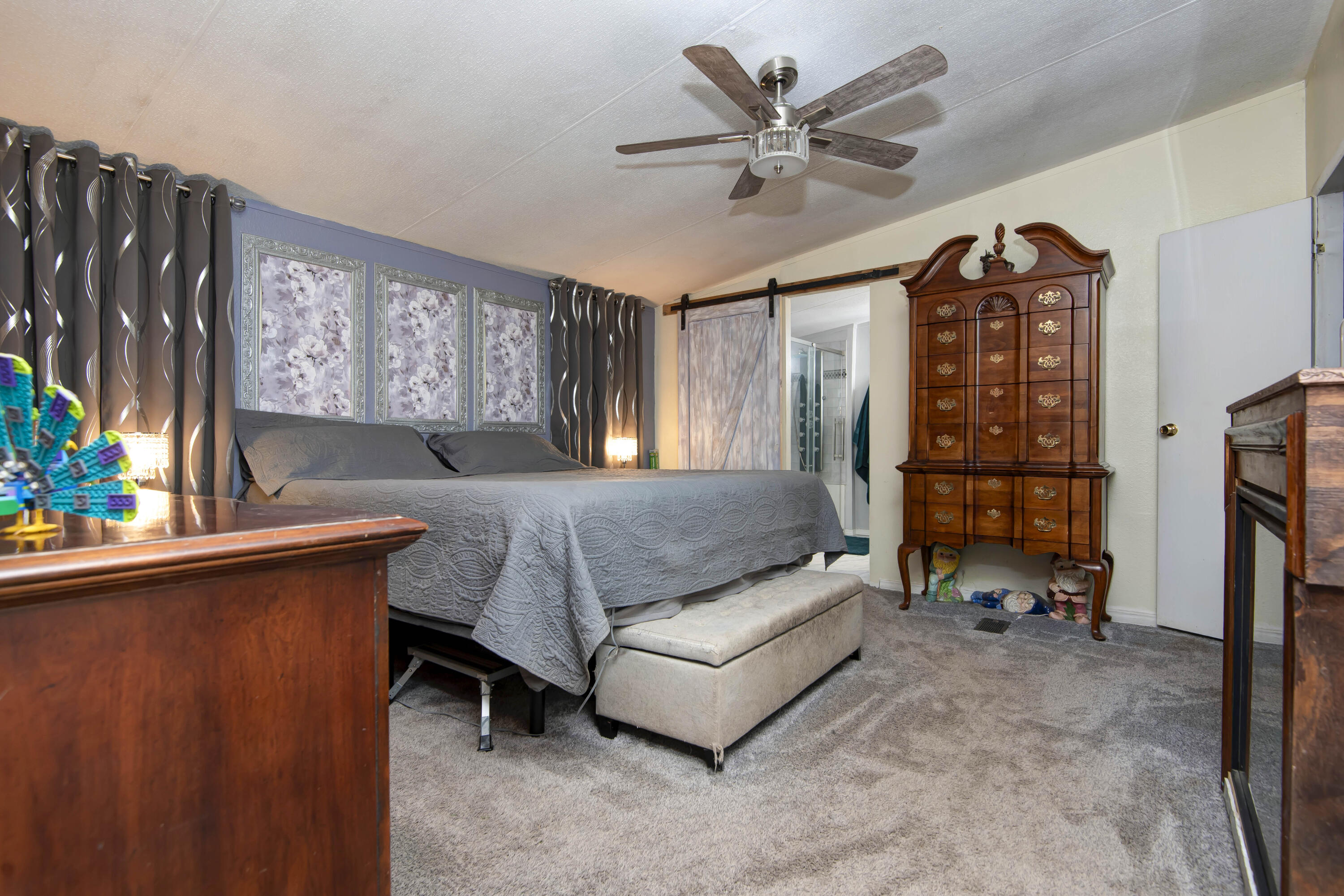 824 North Walnut Street Property Photo 11
