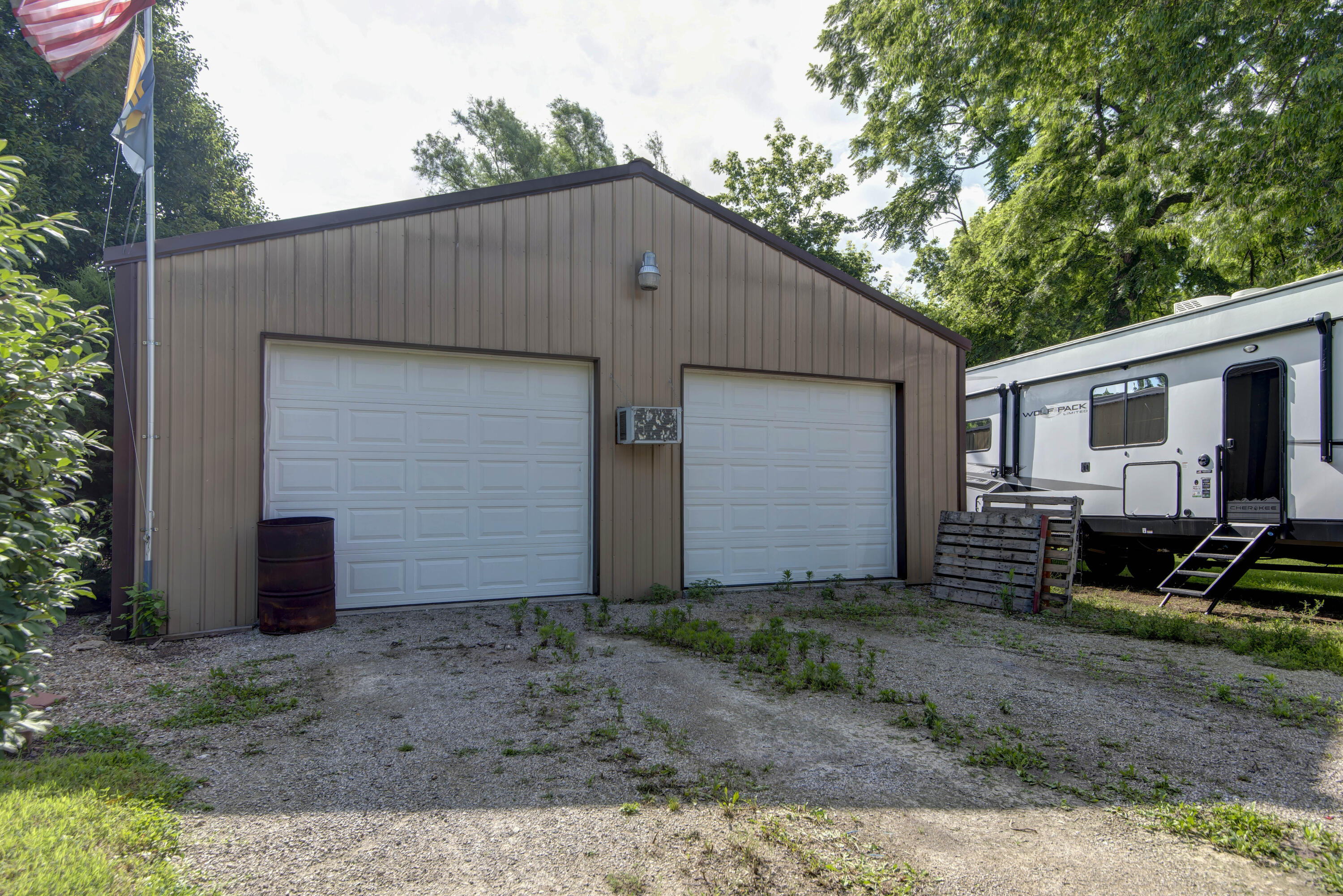 824 North Walnut Street Property Photo 32