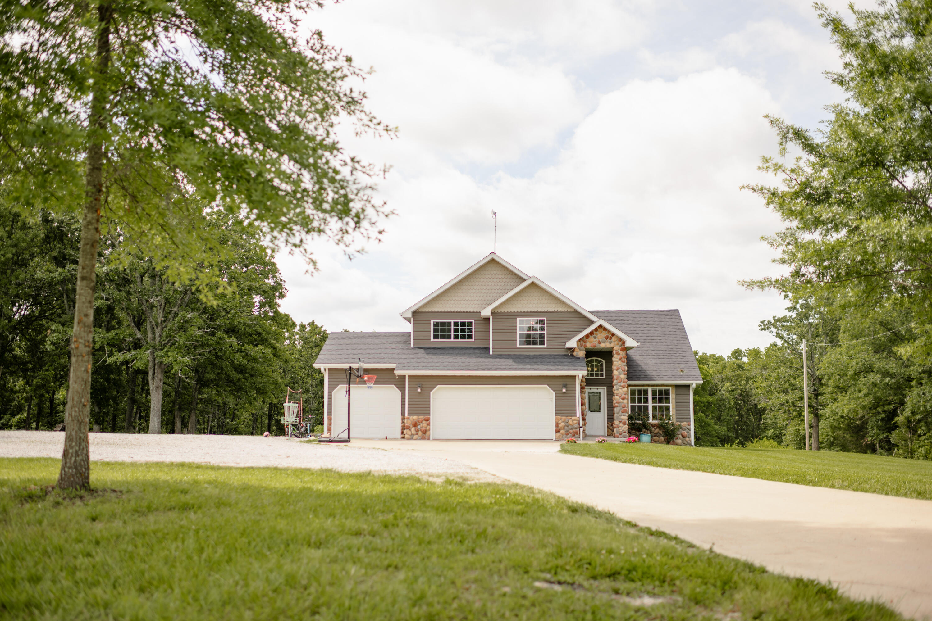 12048 State Highway 32 Property Photo 4