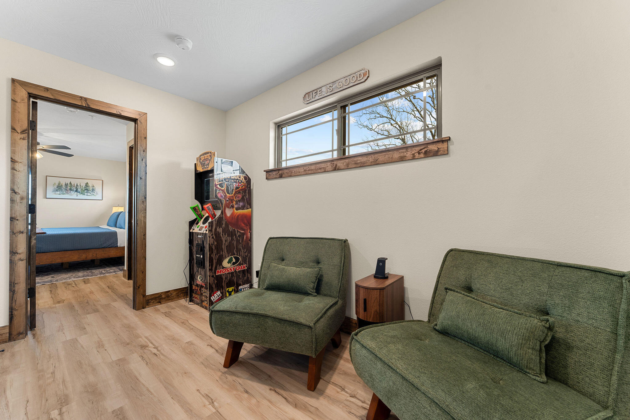 117 Hillside Pass Property Photo 24