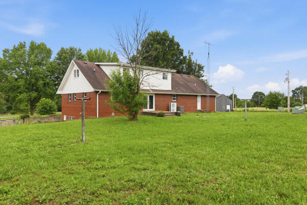 9426 Business 60 Property Photo 7