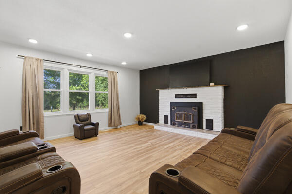 9426 Business 60 Property Photo 16