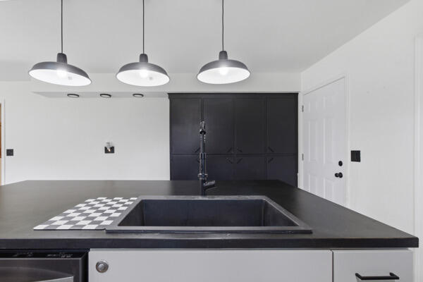 9426 Business 60 Property Photo 17