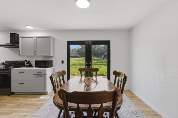 9426 Business 60 Property Photo 22