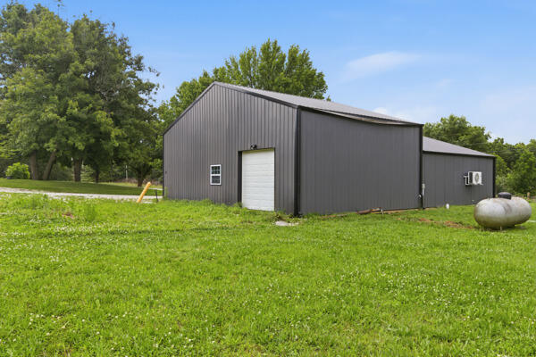 9426 Business 60 Property Photo 48