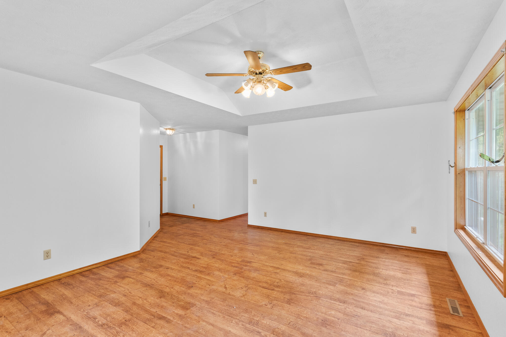 198 East Hadley Street Property Photo 16