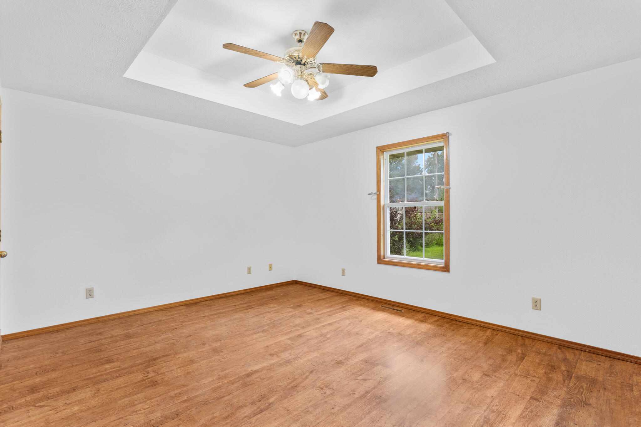 198 East Hadley Street Property Photo 17
