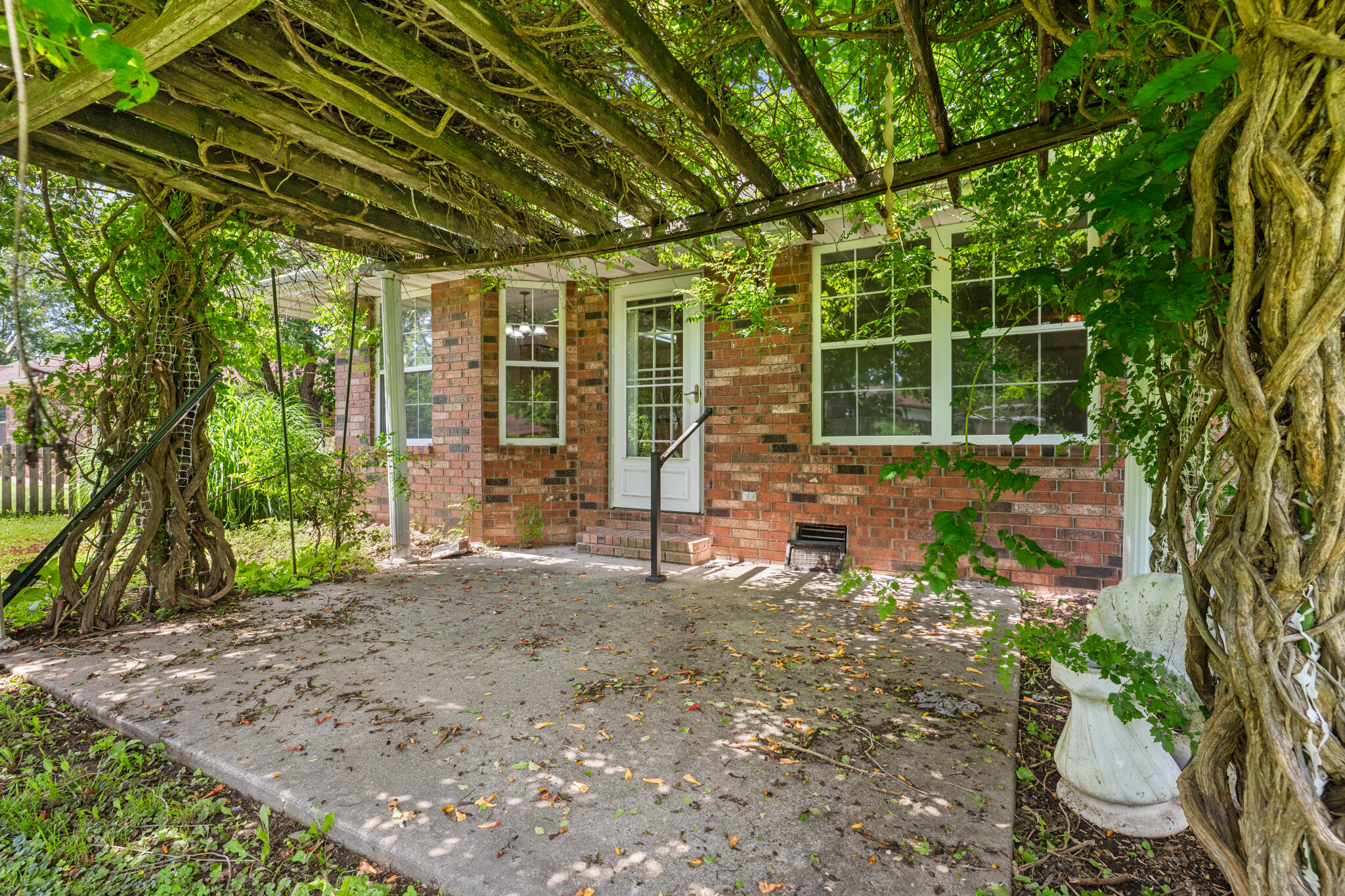 198 East Hadley Street Property Photo 23