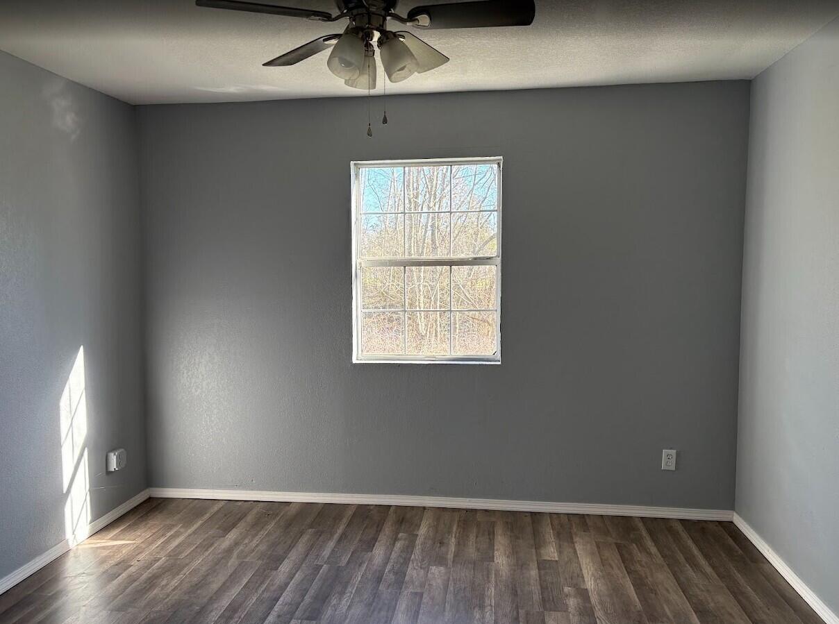 29060 Main Street Property Photo 9