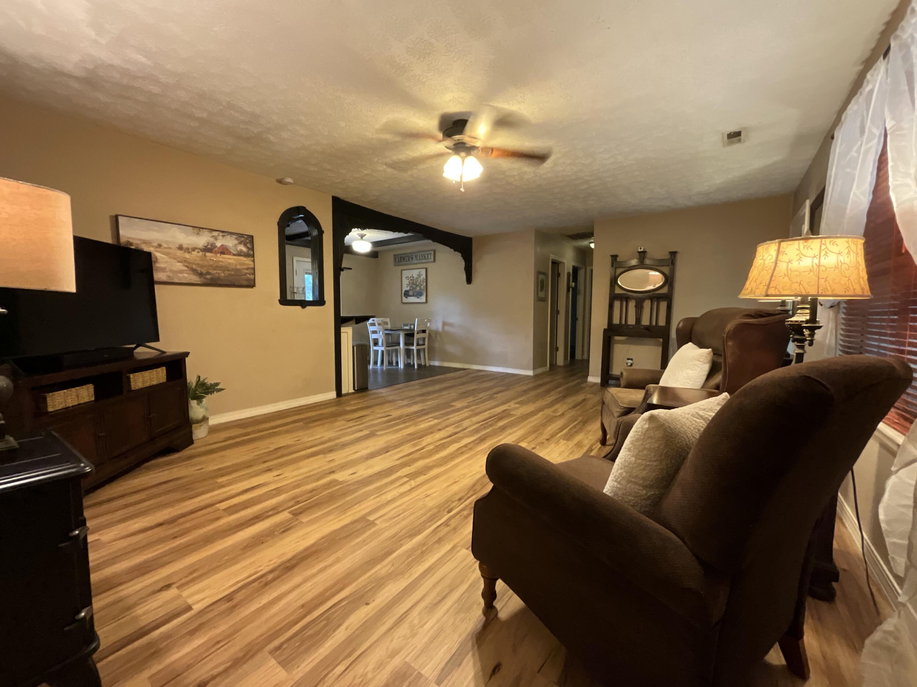 5515 Private Road 1200 Property Photo 34