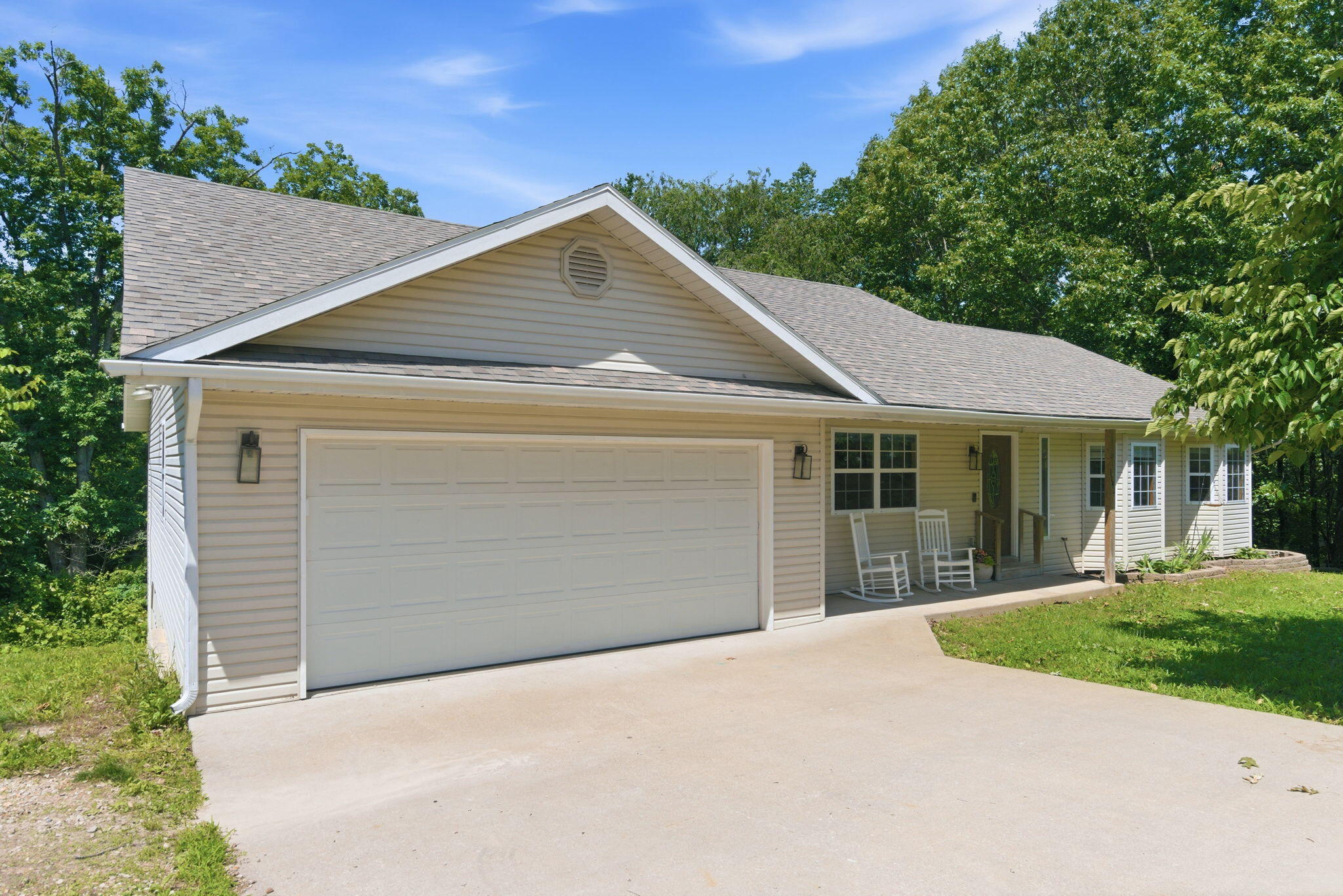 1142 Us Highway 160 Property Photo 2