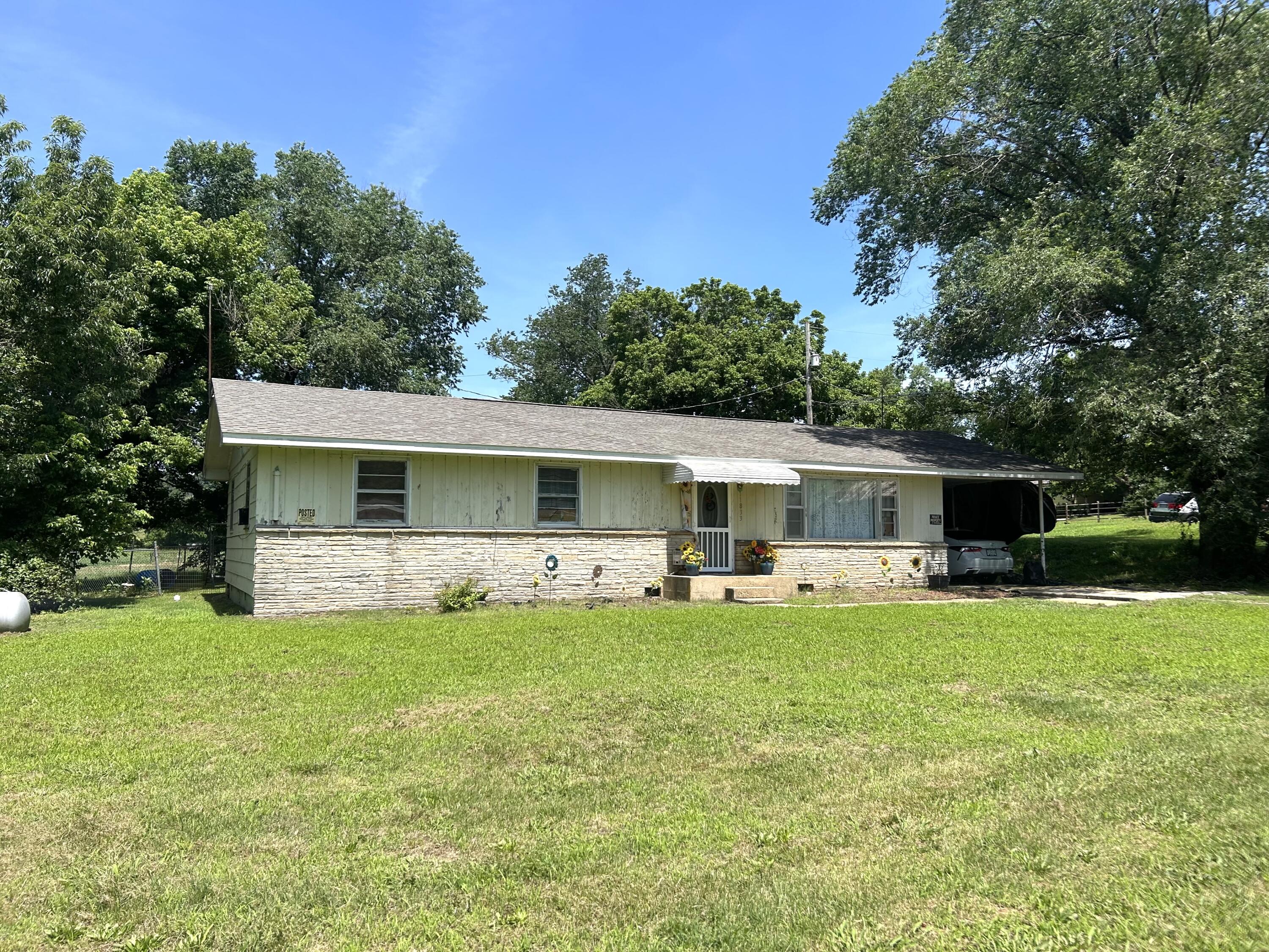 11833 State Highway 95 Property Photo 2