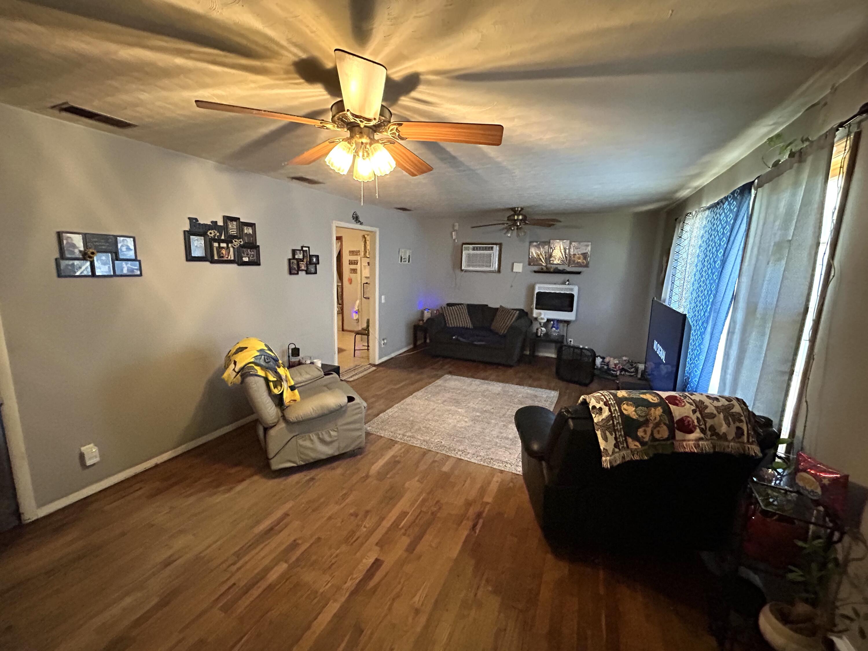 11833 State Highway 95 Property Photo 8