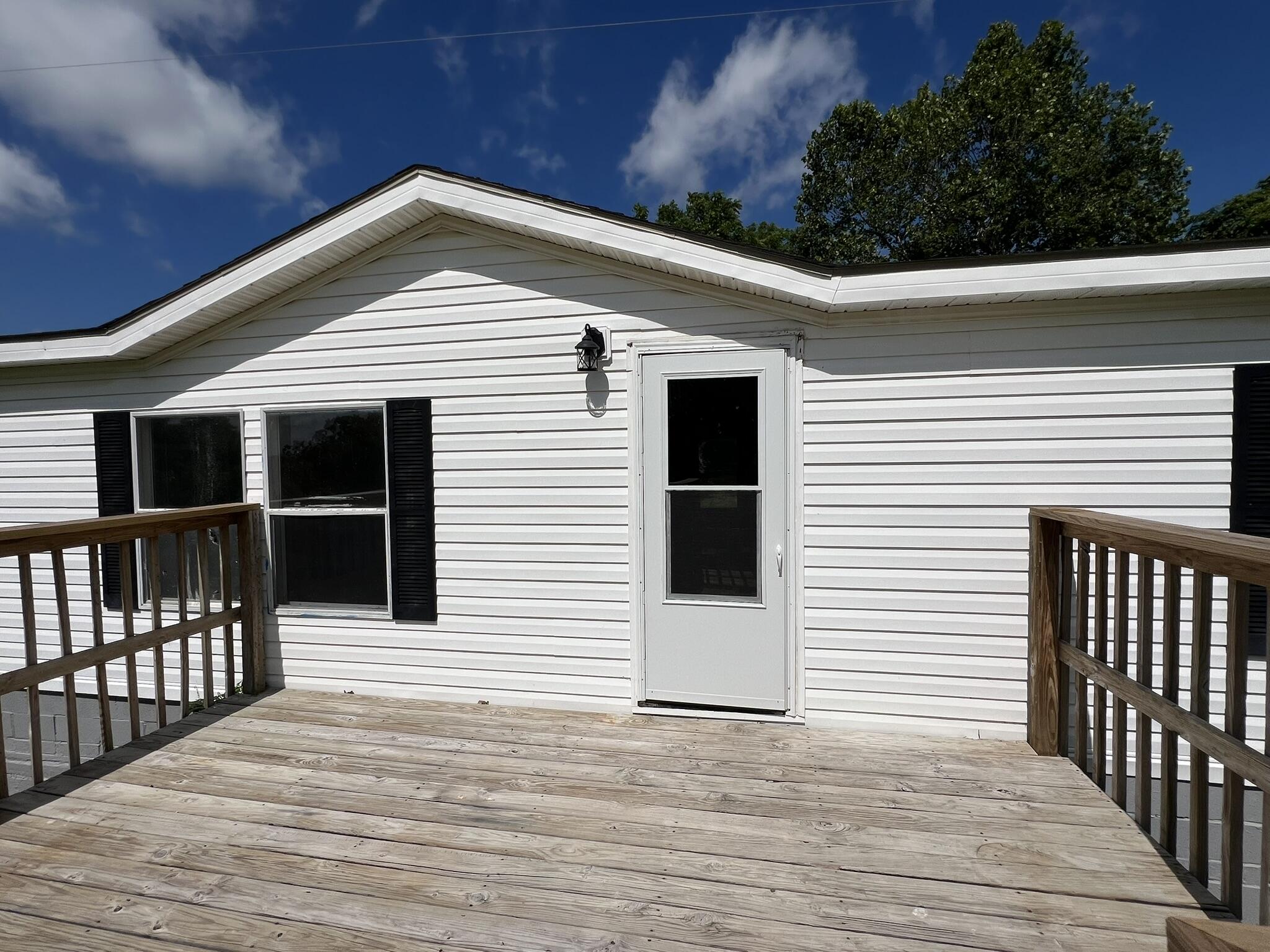 2149 King Road Property Photo 6