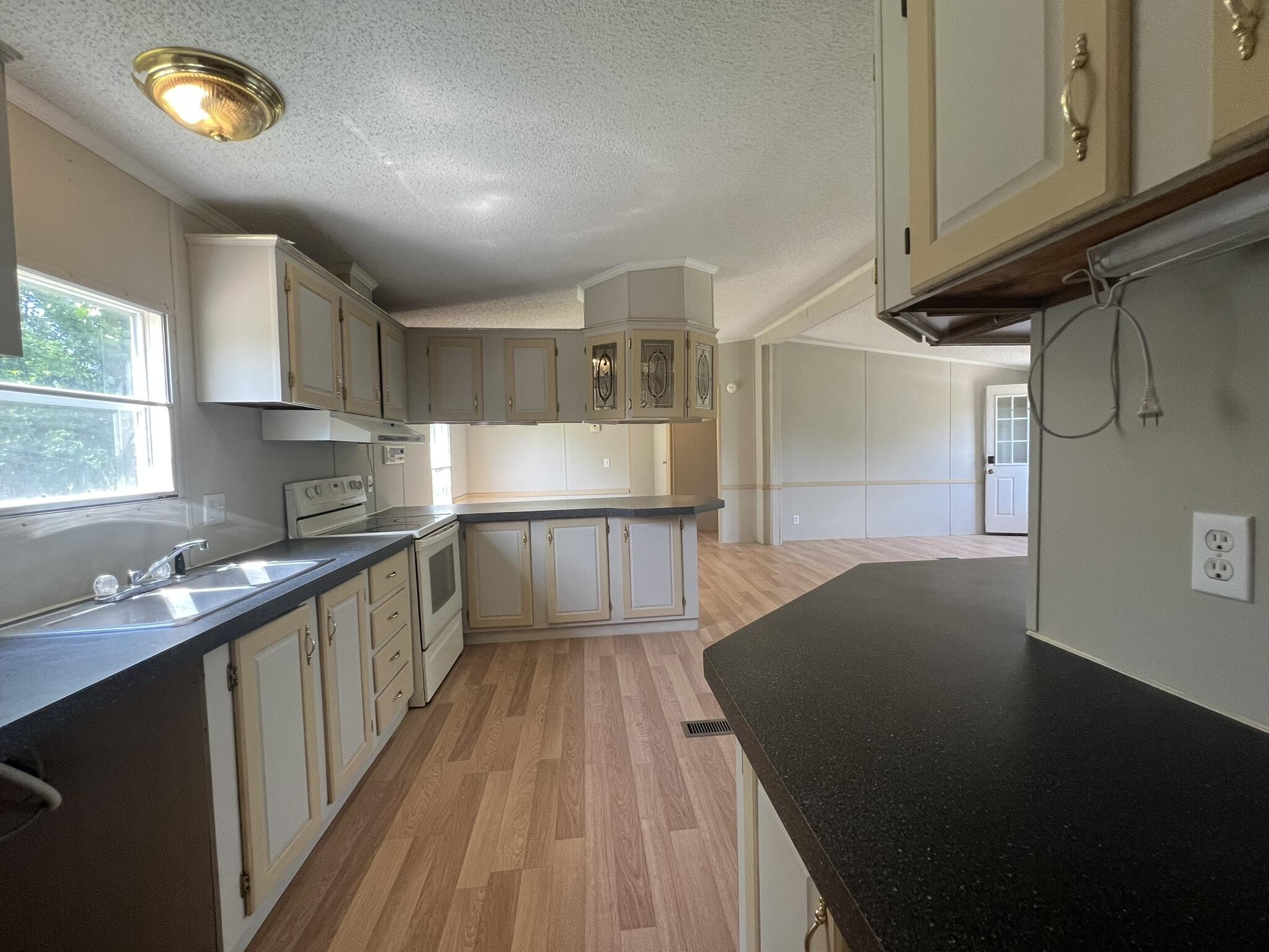 2149 King Road Property Photo 15