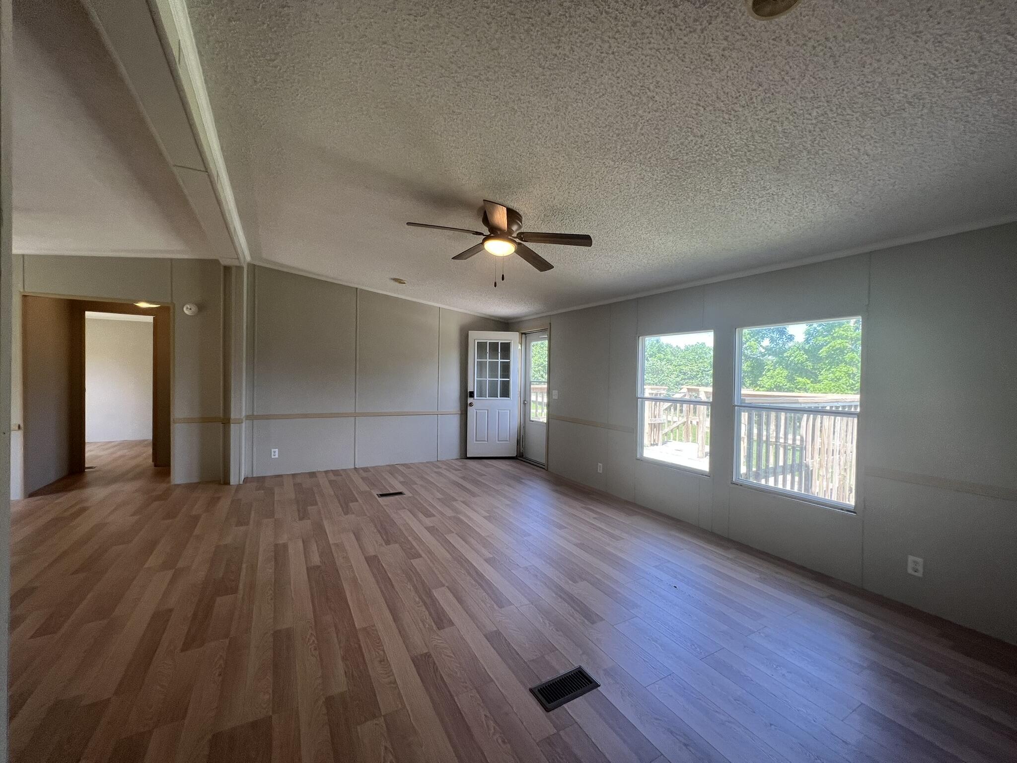 2149 King Road Property Photo 23