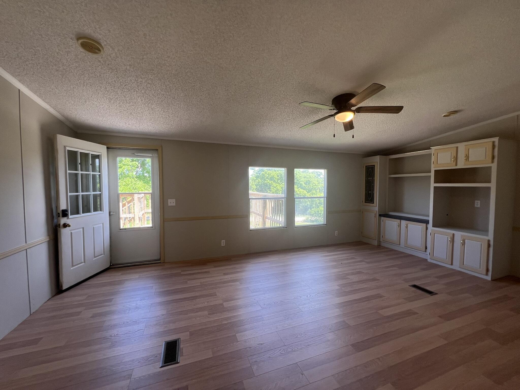 2149 King Road Property Photo 32
