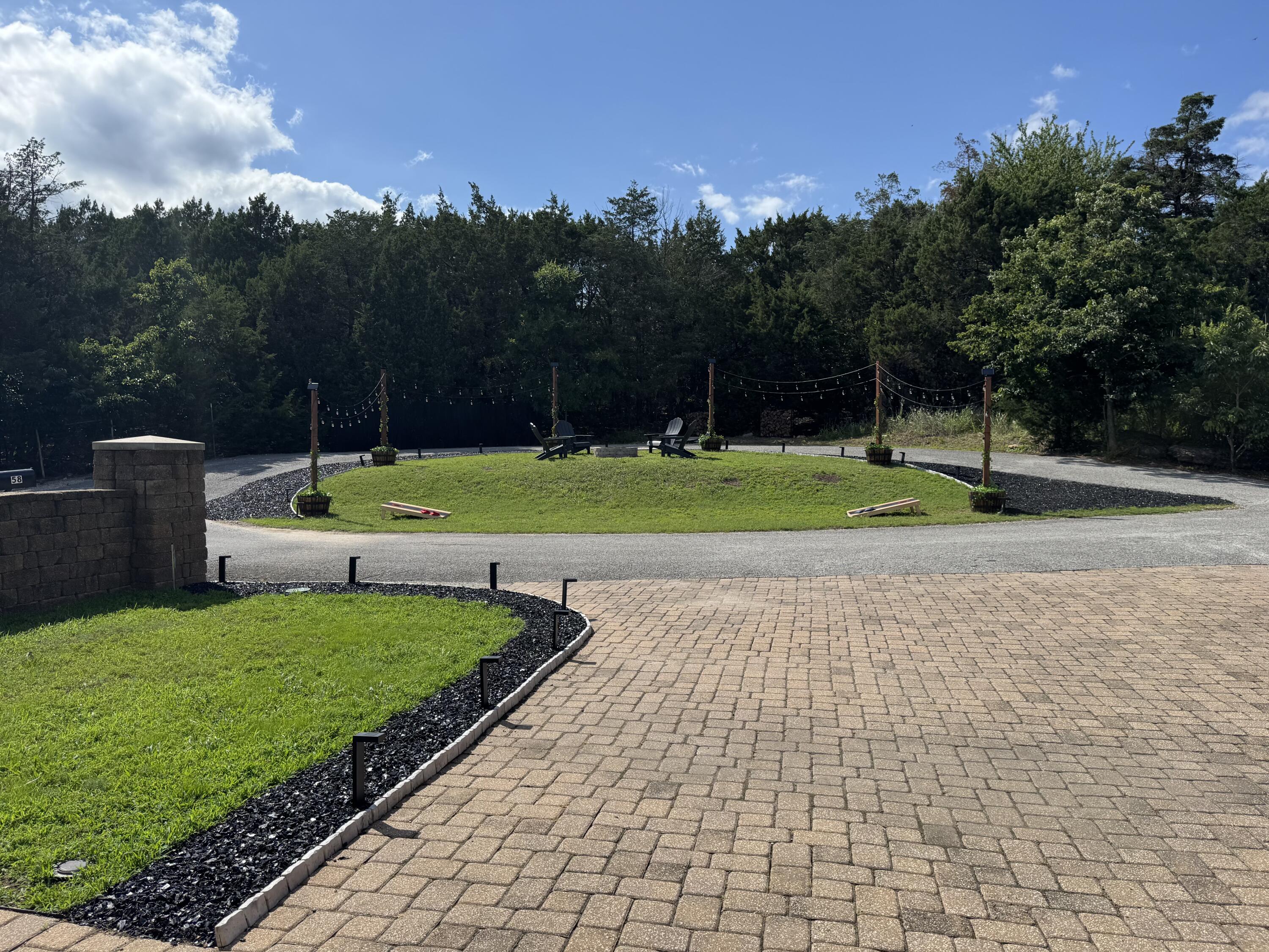 48 King Circle Property Photo 14