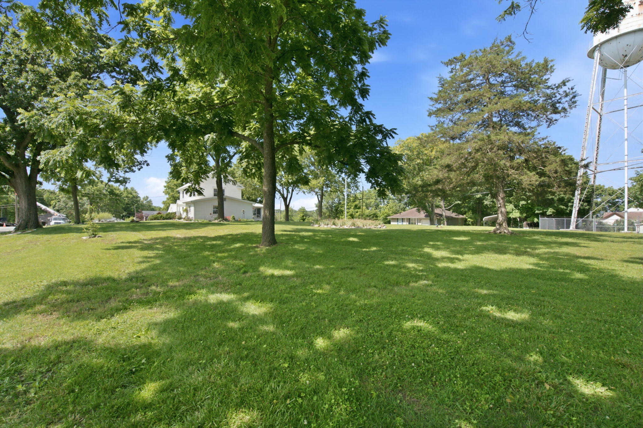 305 South 6th Avenue Property Photo 30