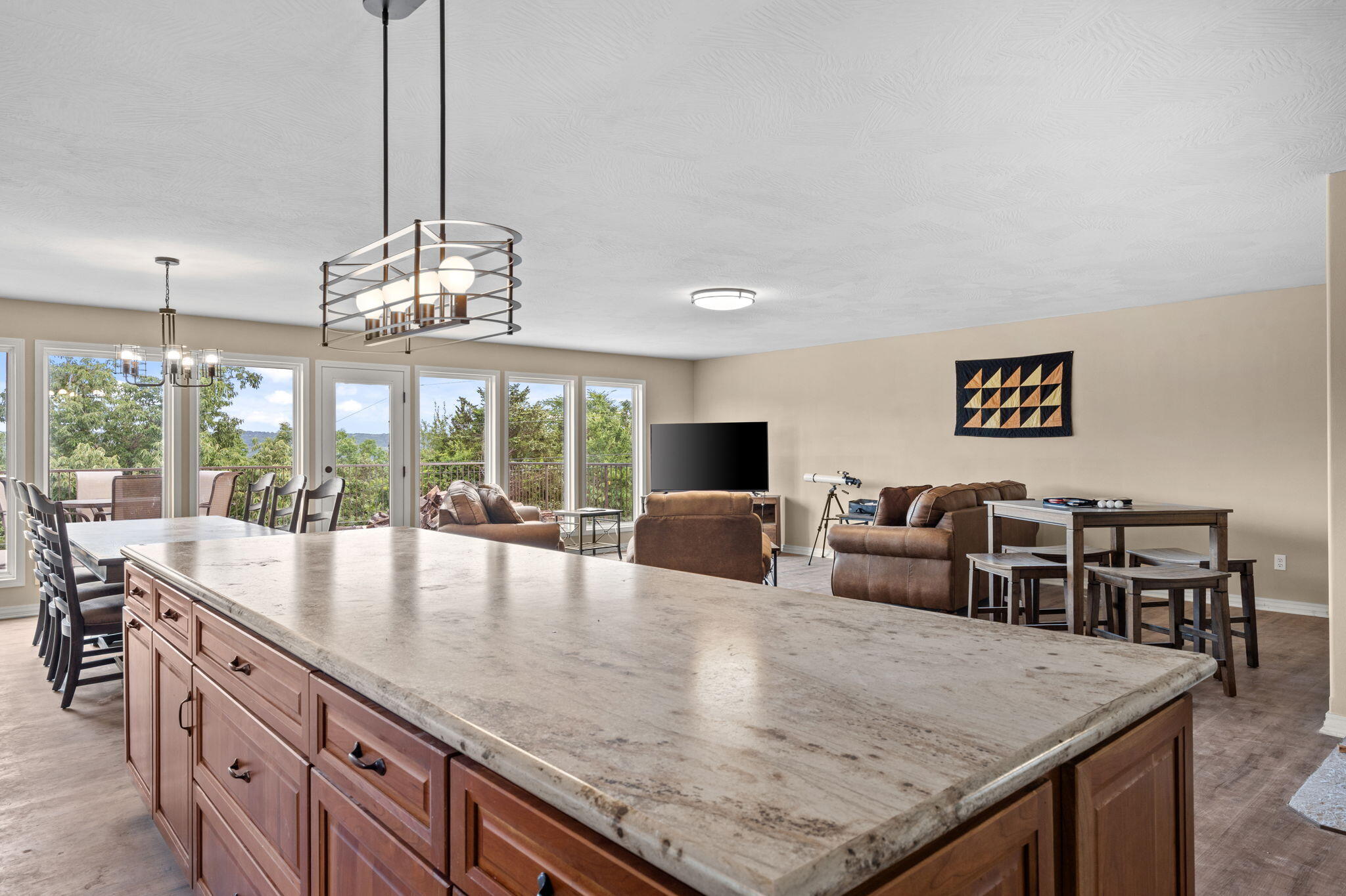 570 Indian Valley Road Property Photo 11