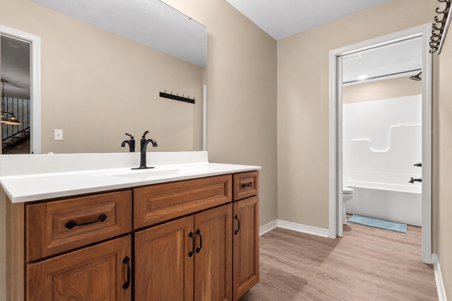 570 Indian Valley Road Property Photo 32